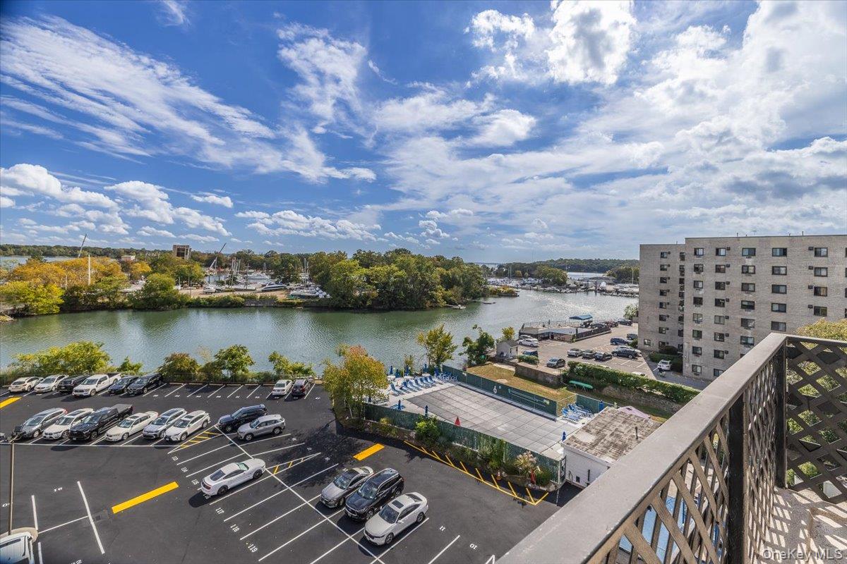 #10 photo, 640 Pelham Road, New Rochelle , NY 10805