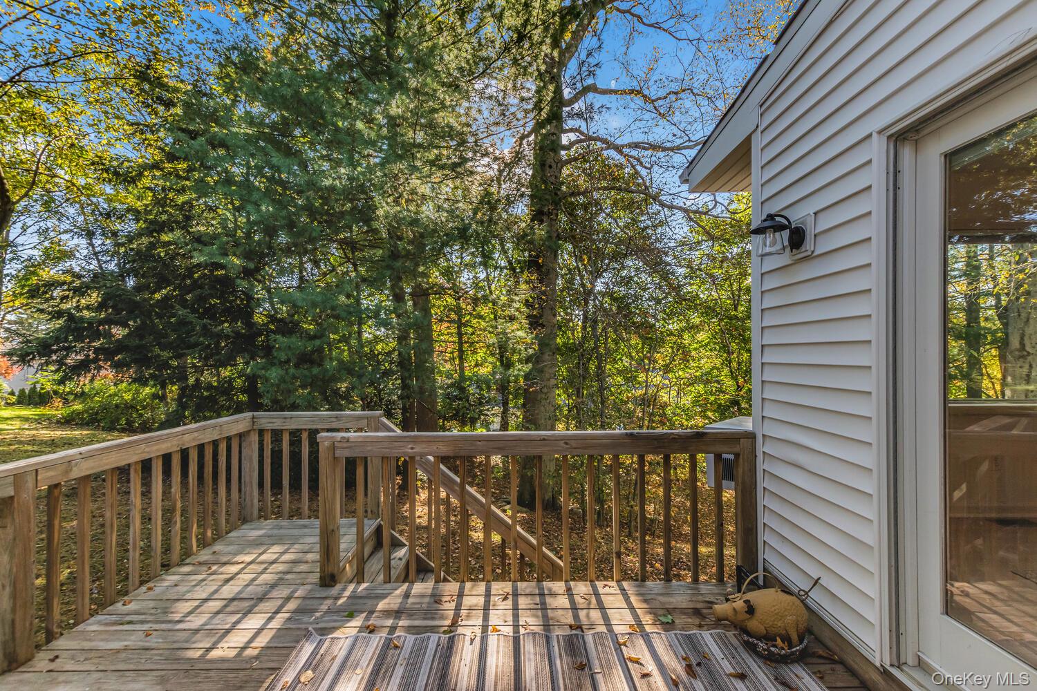 #16 photo, 73 Hilary Circle, New Rochelle , NY 10804