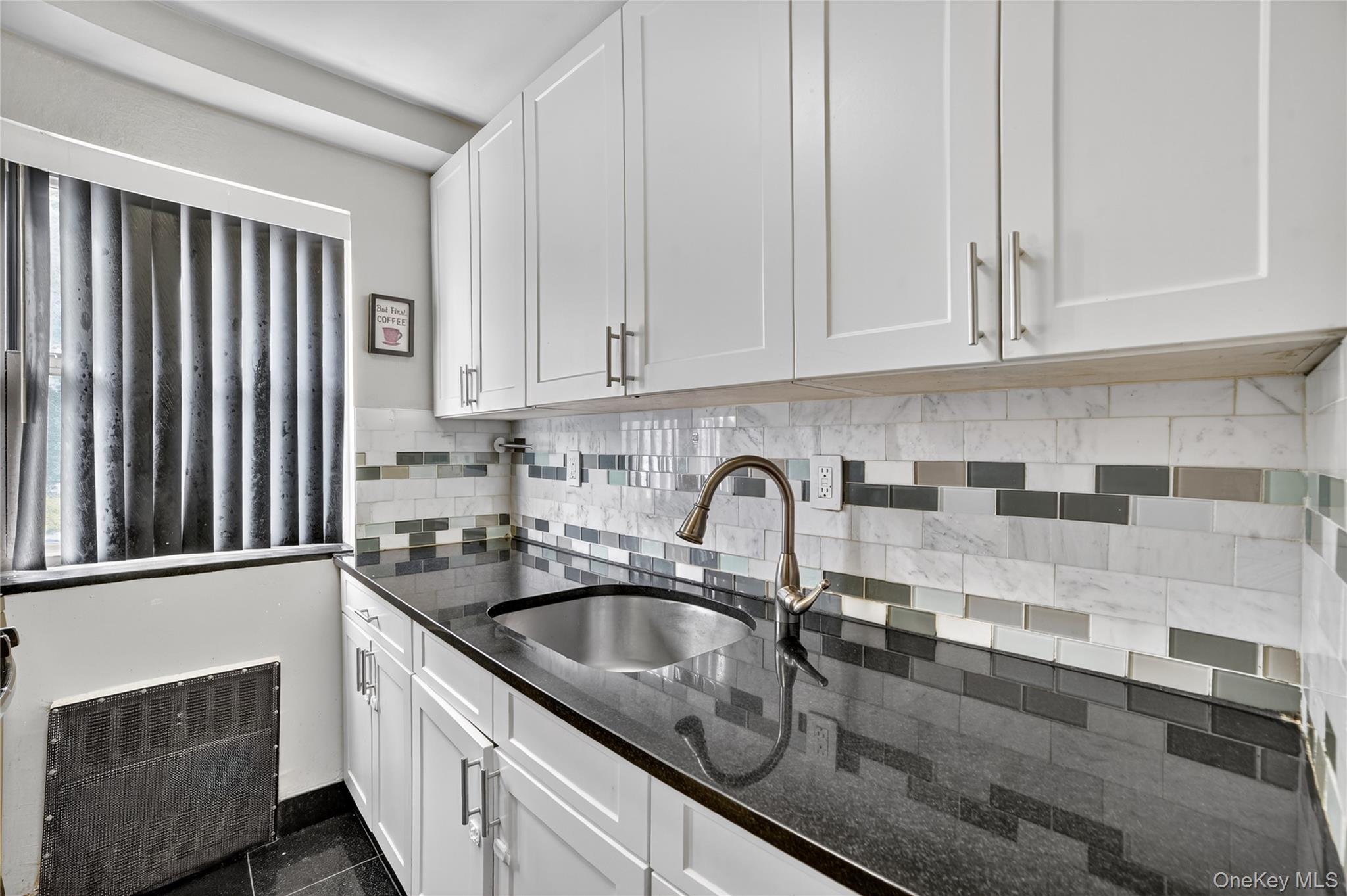 #11 photo, 1122 Yonkers Avenue, Yonkers , NY 10704