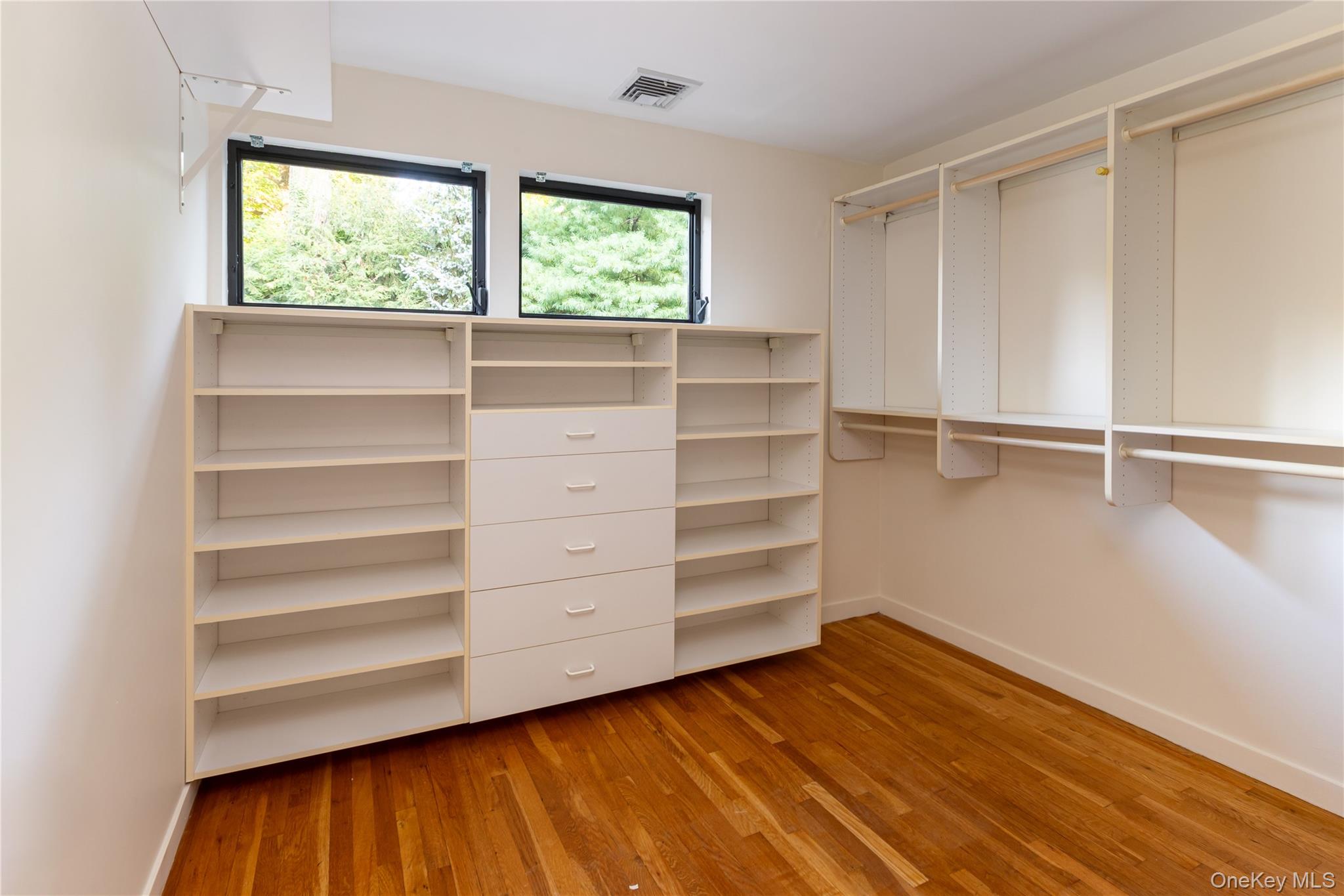 #19 photo, 712 Ladd Road, ブロンクス区 Bronx , NY 10471