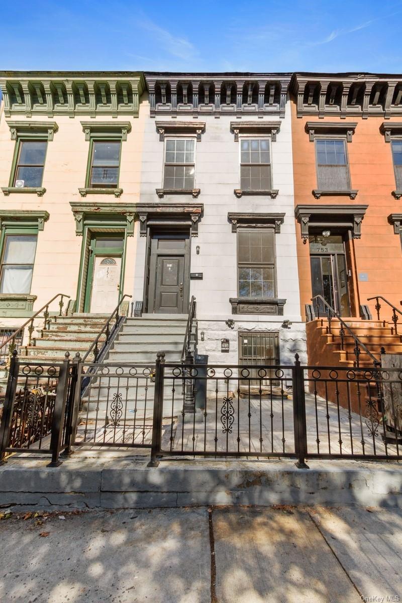 #19 photo, 751A Monroe Street, Brooklyn , NY 11221