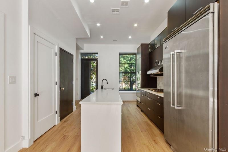 #5 photo, 751A Monroe Street, Brooklyn , NY 11221