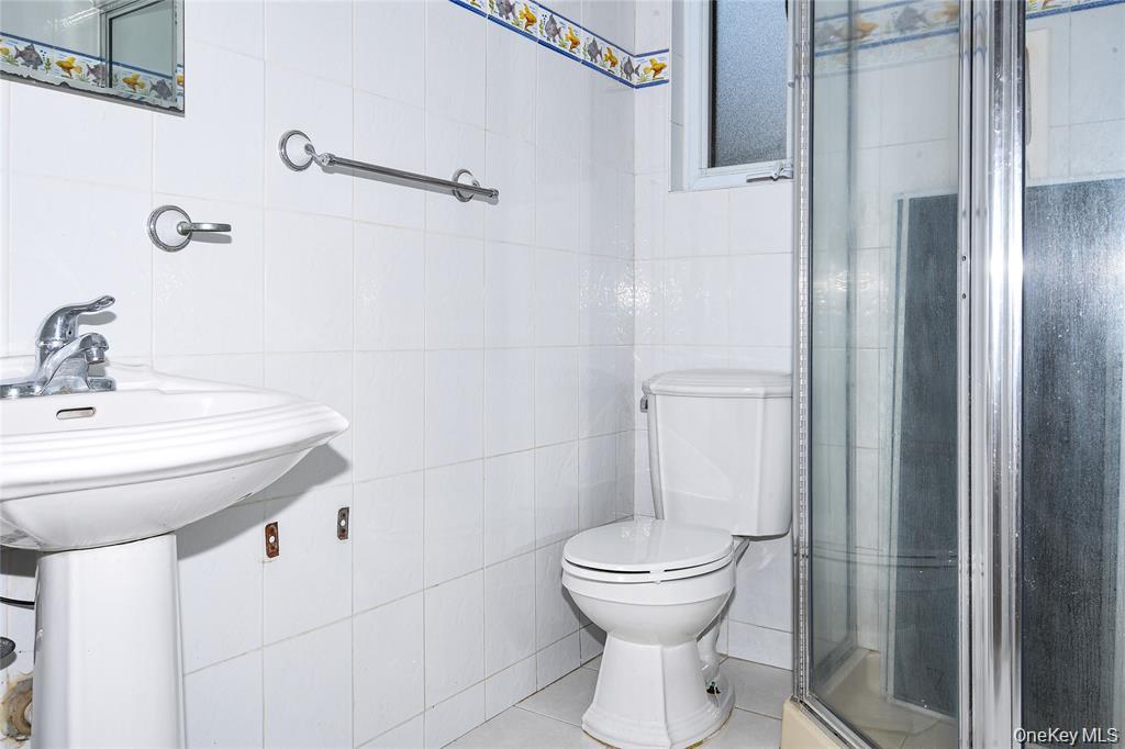 #16 photo, 65 Bluebird Lane, Plainview , NY 11803