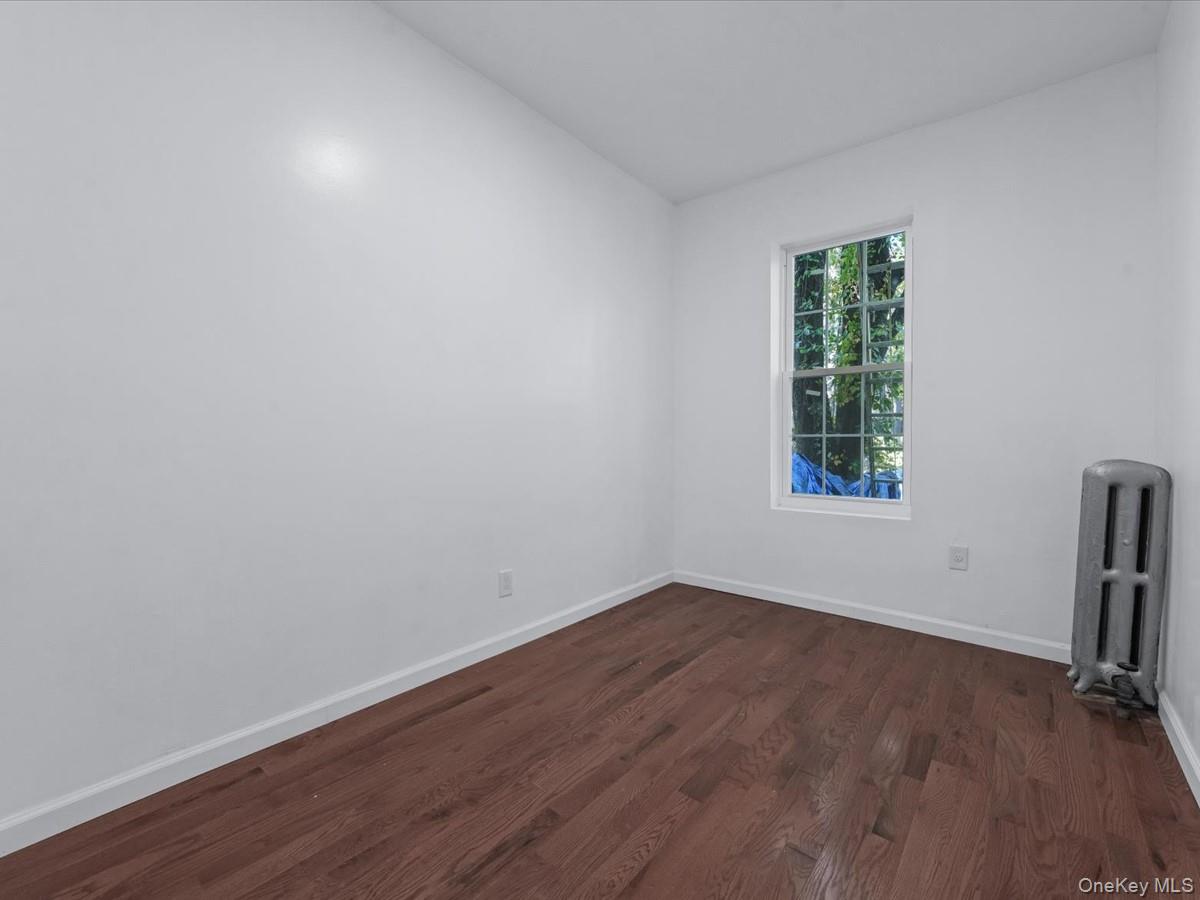 #11 photo, 541 Hinsdale Street, Brooklyn , NY 11207