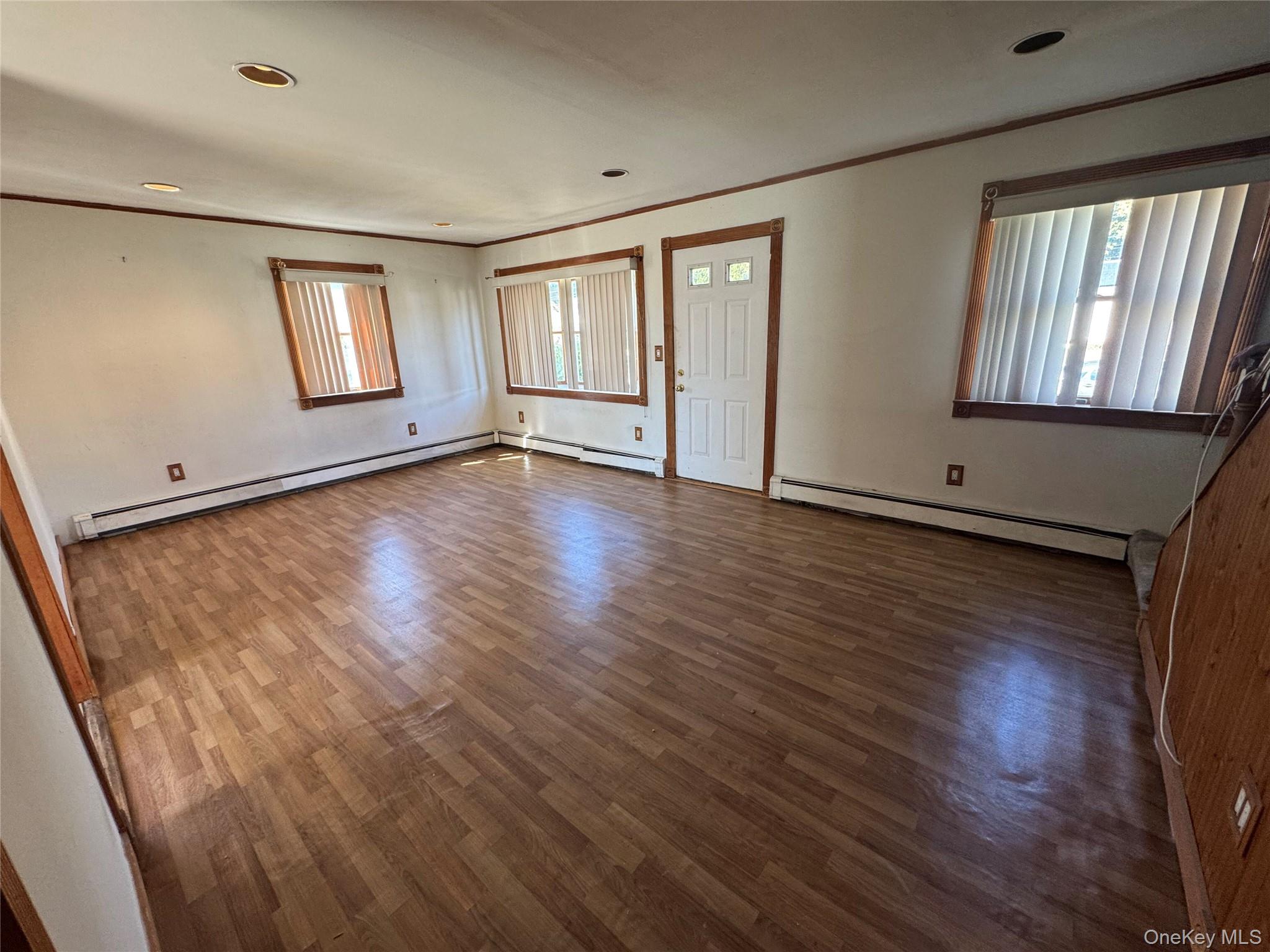 #4 photo, 260 17th Street, サフォーク郡 West Babylon , NY 11704