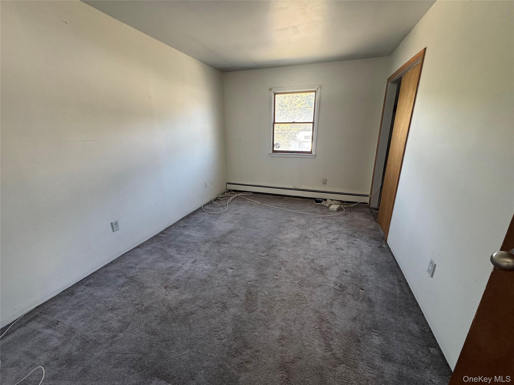 #8 photo, 260 17th Street, サフォーク郡 West Babylon , NY 11704