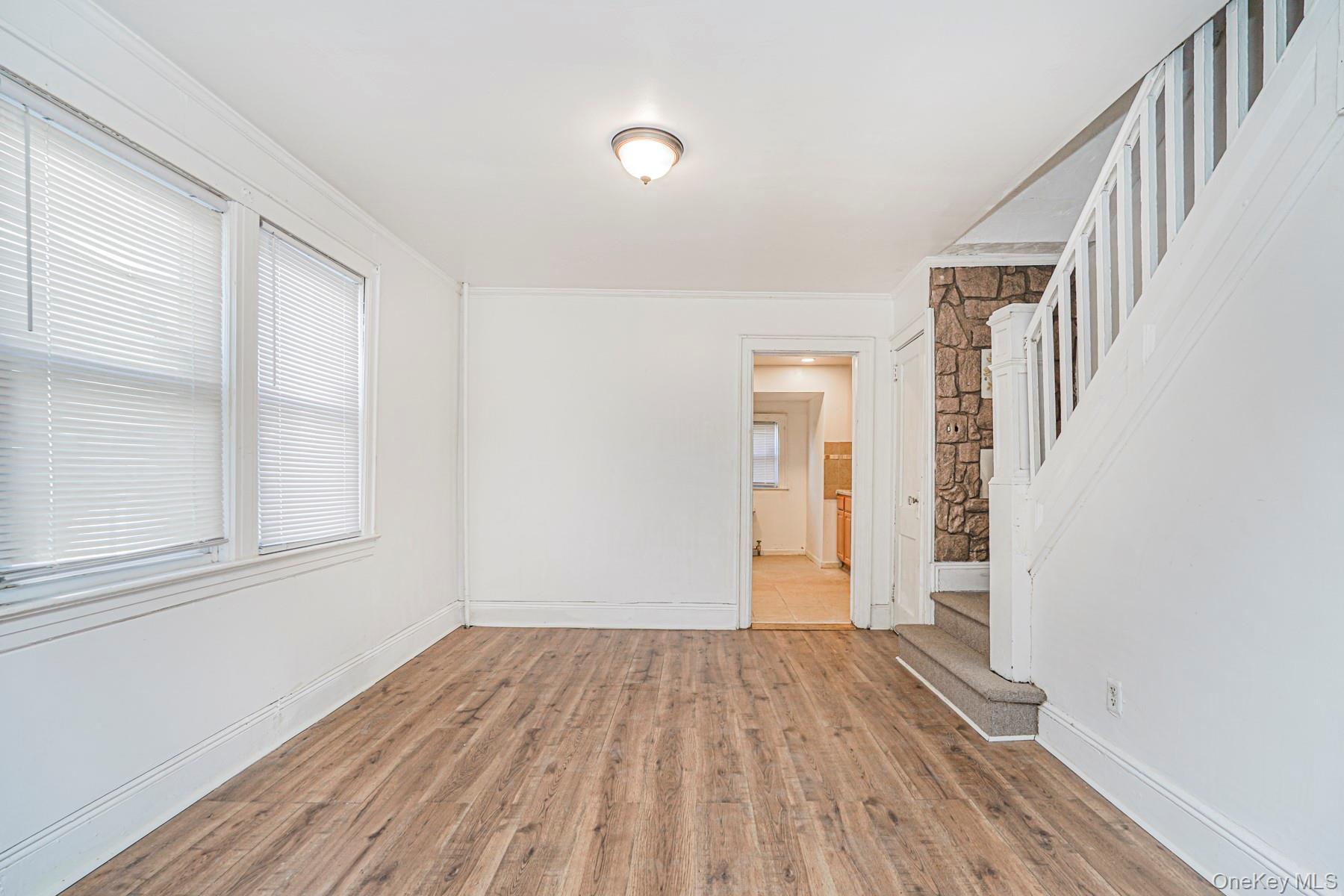 #15 photo, 118-15 203rd Street, クイーンズ区 Saint Albans , NY 11412