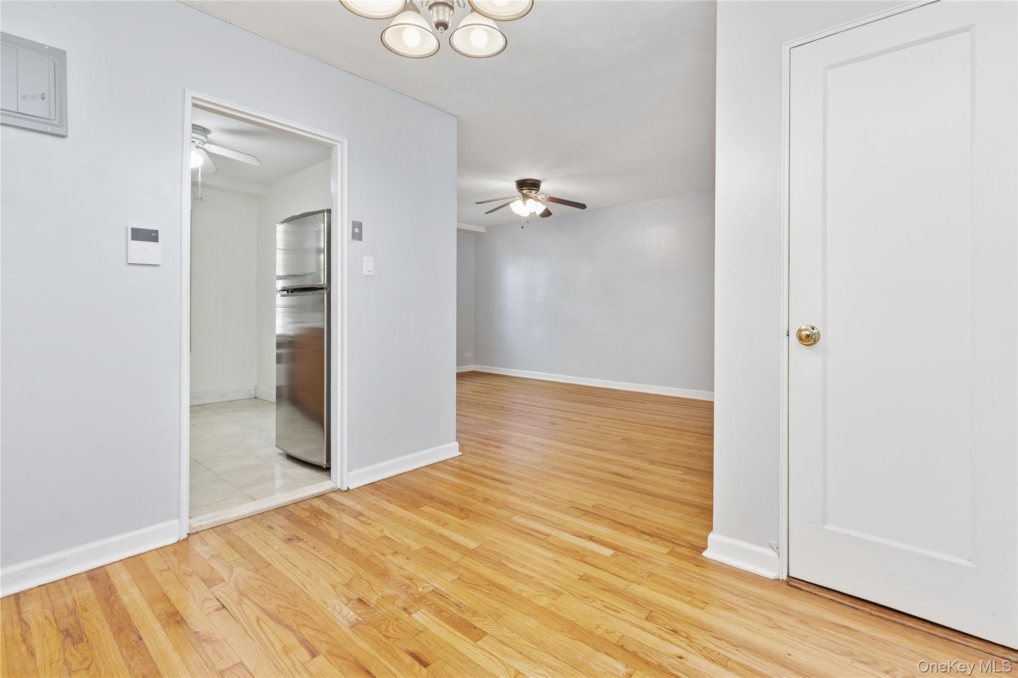 #5 photo, 139-09 84 Drive, クイーンズ区 Briarwood , NY 11435