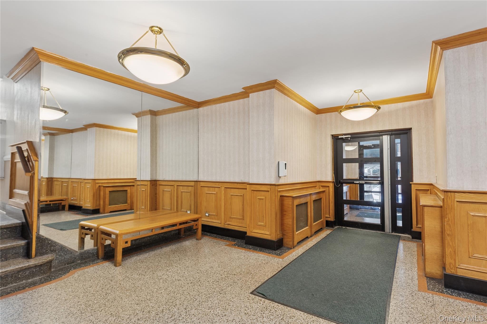 #9 photo, 139-09 84 Drive, クイーンズ区 Briarwood , NY 11435