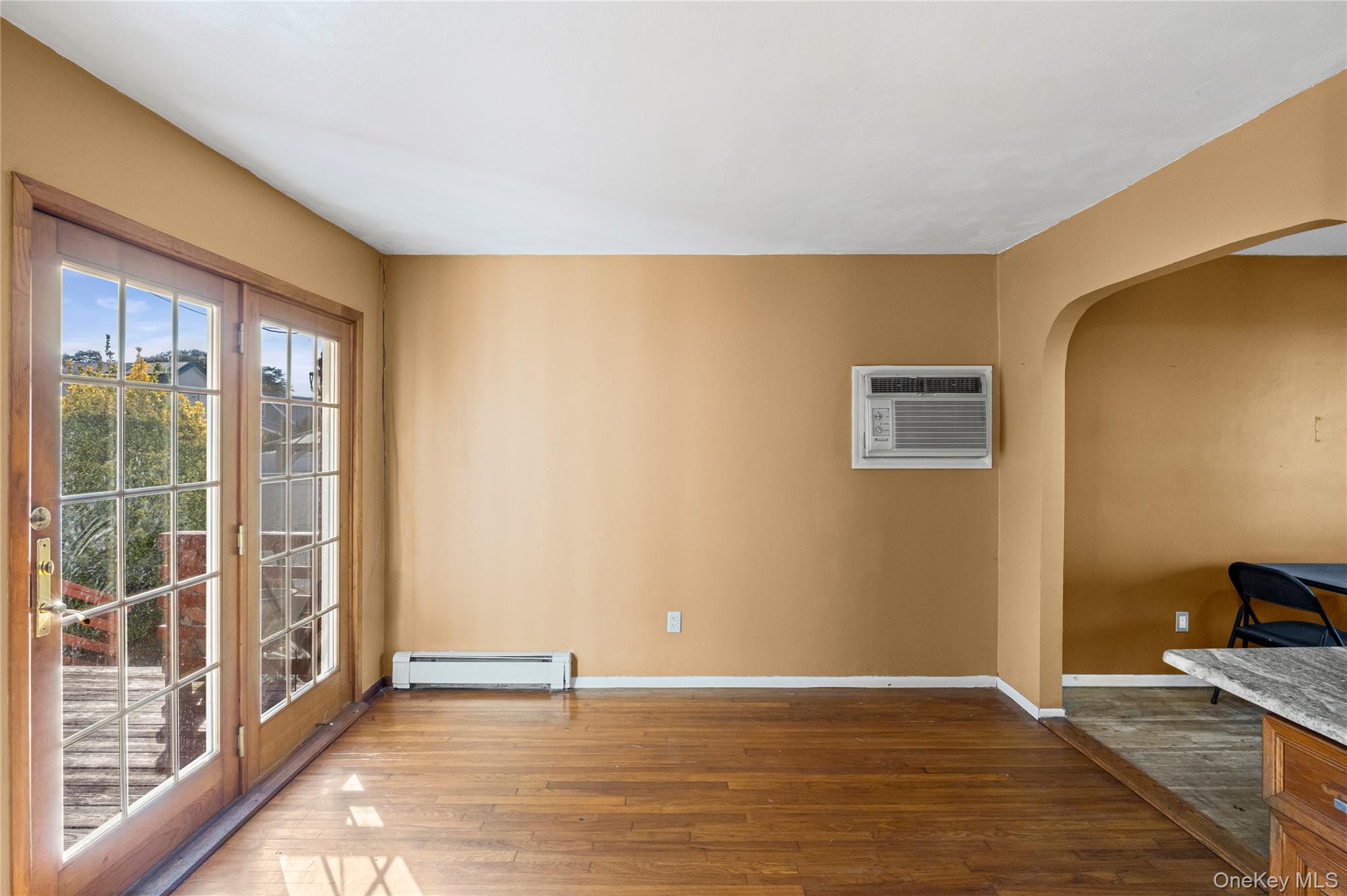 #7 photo, 108 N Richmond Avenue, ナッソー郡 Massapequa , NY 11758