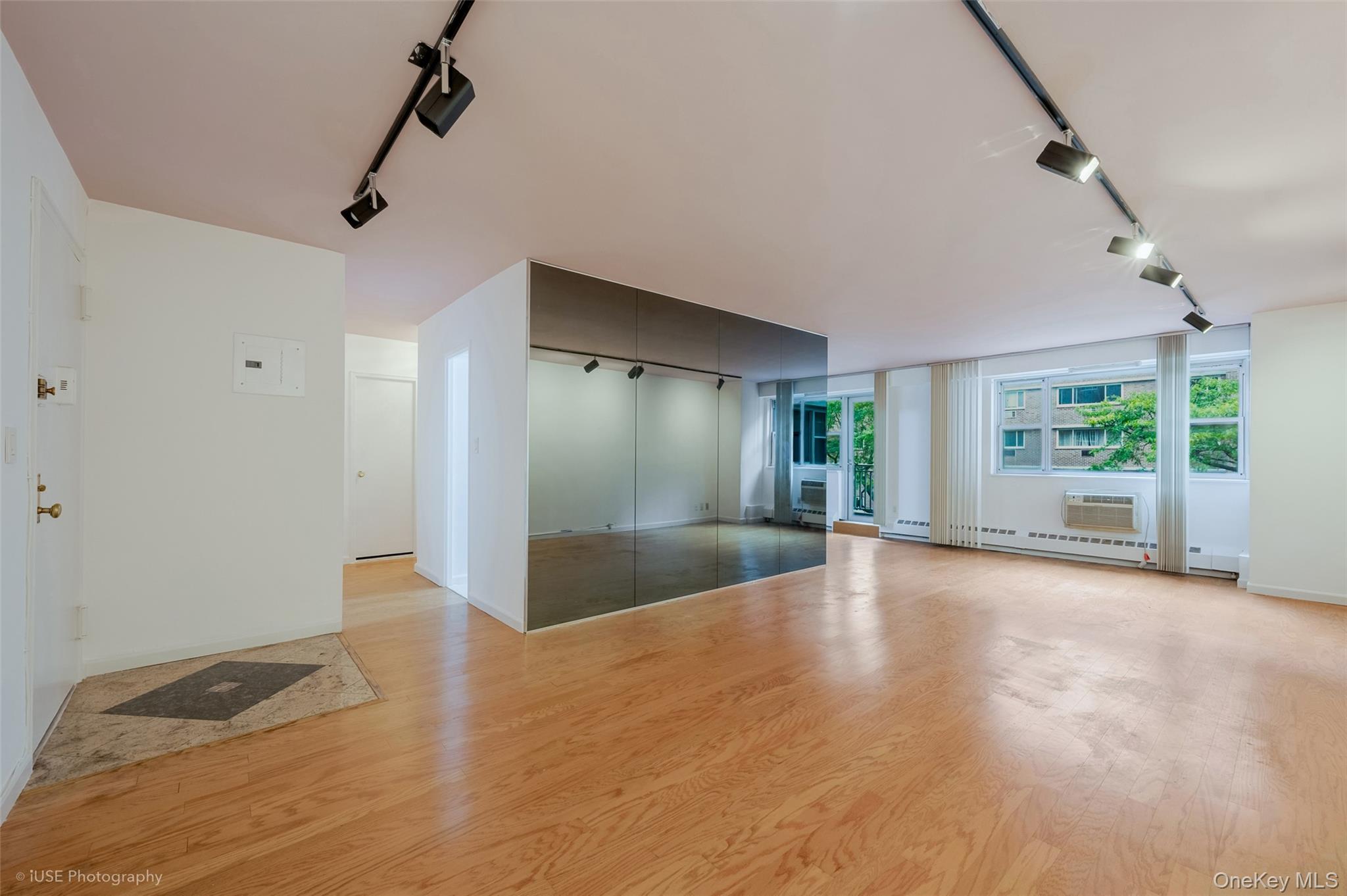 #9 photo, 52-30 39th, クイーンズ区 Woodside , NY 11104