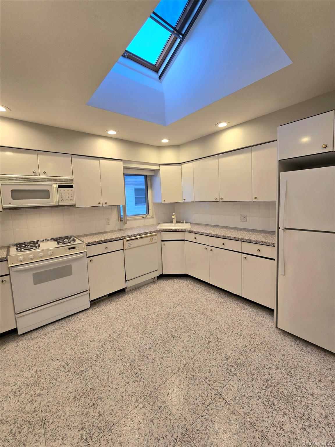 #7 photo, 159-27 81st Street, クイーンズ区 Howard Beach , NY 11414