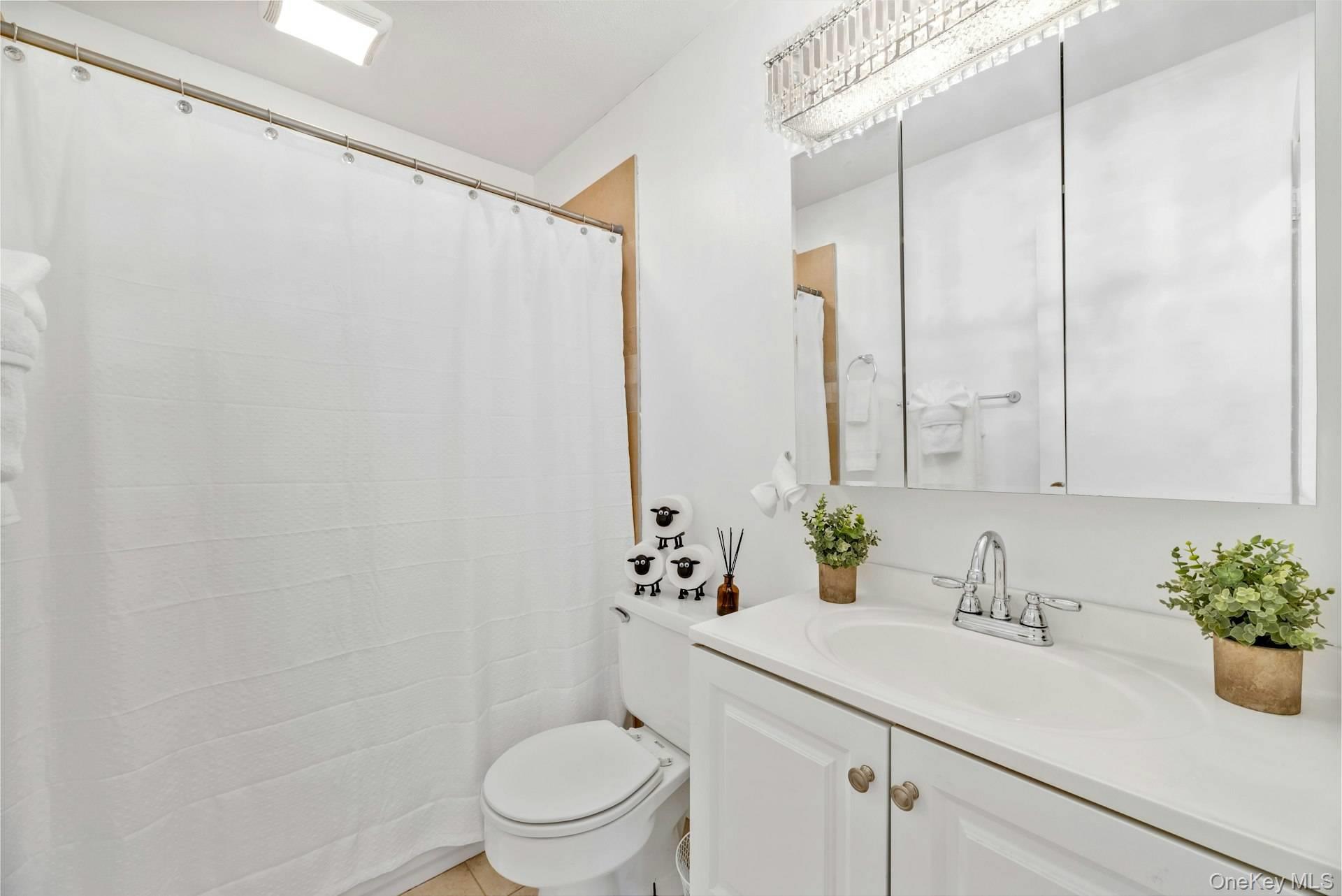 #14 photo, 70 Fanning Avenue, サフォーク郡 Hampton Bays , NY 11946