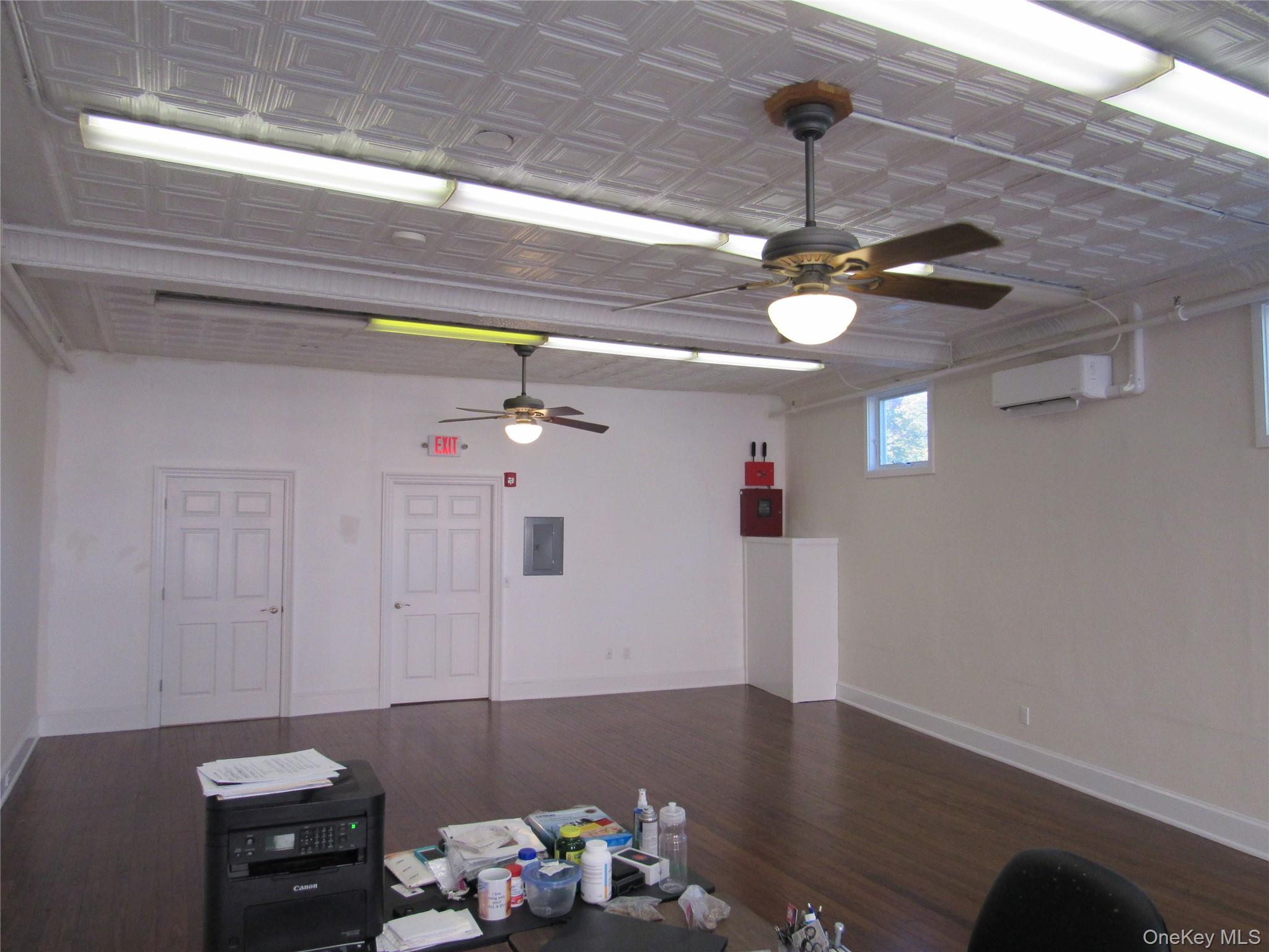 #8 photo, 131 Roanoke Avenue, サフォーク郡 Riverhead , NY 11901