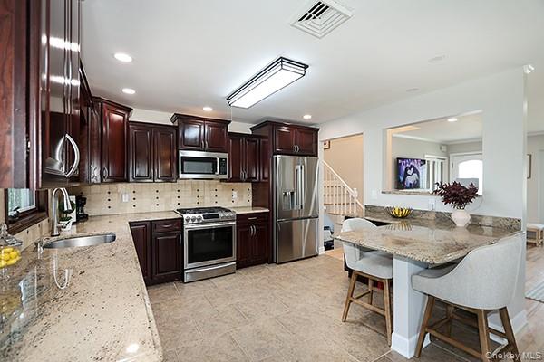 #14 photo, 12 Barnum Avenue, Plainview , NY 11803