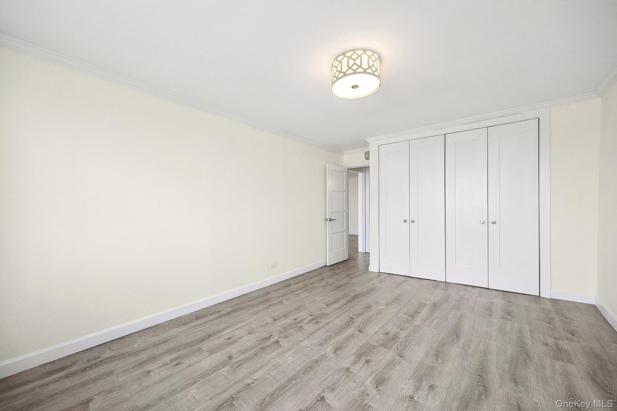 #13 photo, 2 Bay Club Drive, クイーンズ区 Bayside , NY 11360