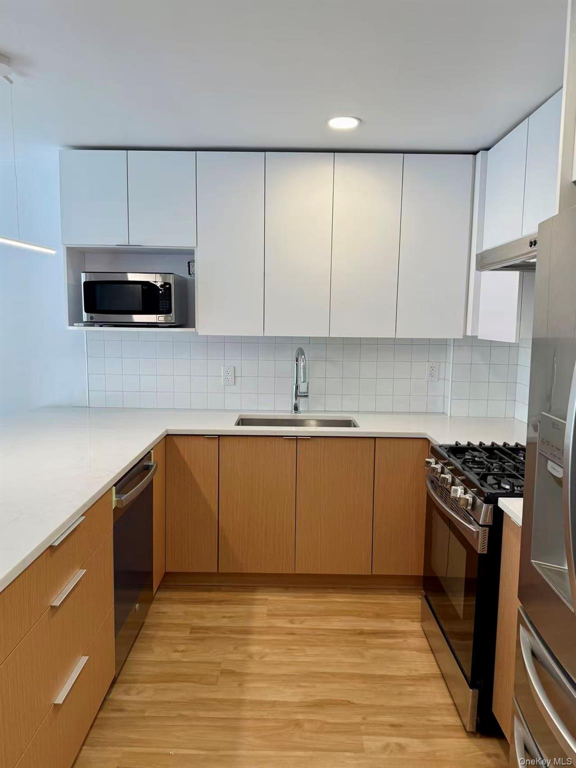 #3 photo, 175 Monroe Street, ブルックリン区 Brooklyn , NY 11216