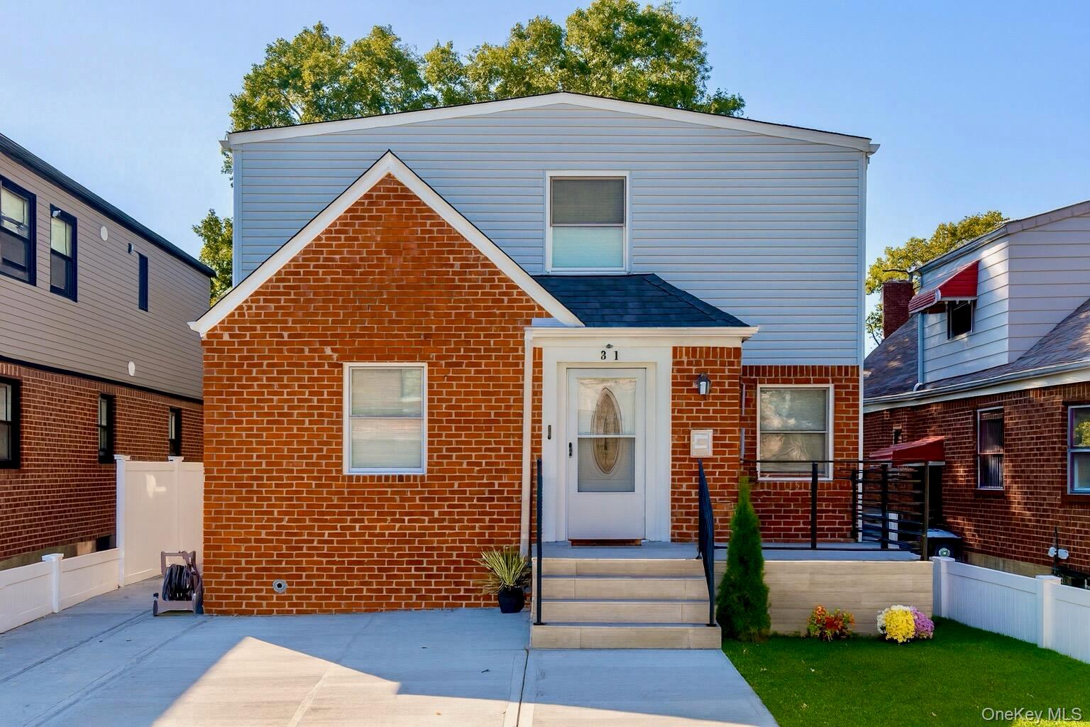 #1 photo, 113-40 198th, Saint Albans , NY 11412