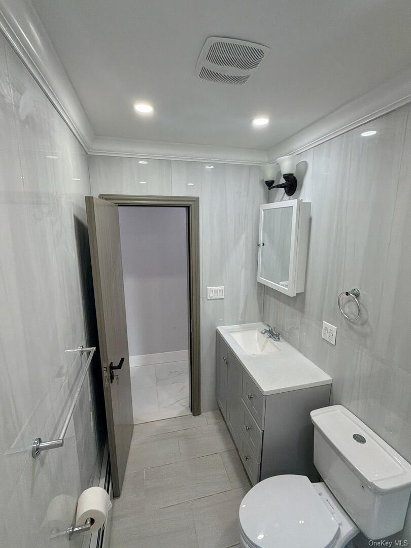 #12 photo, 113-40 198th, Saint Albans , NY 11412