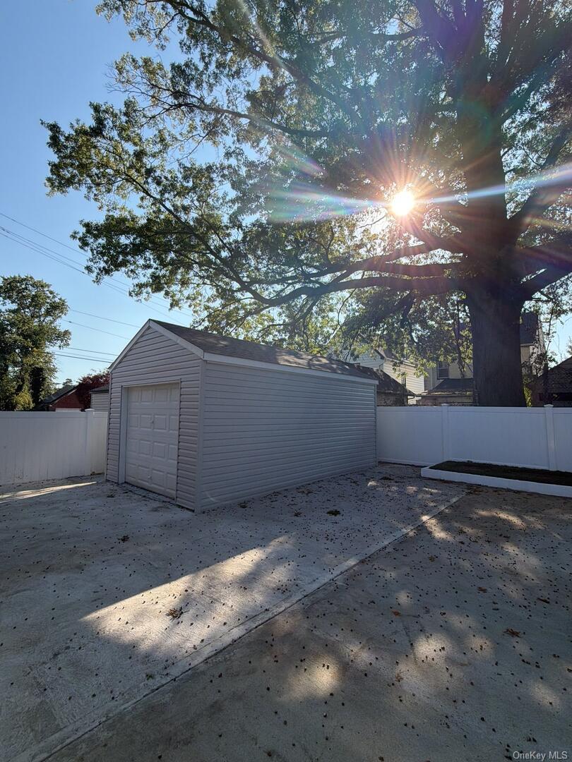 #4 photo, 113-40 198th, Saint Albans , NY 11412