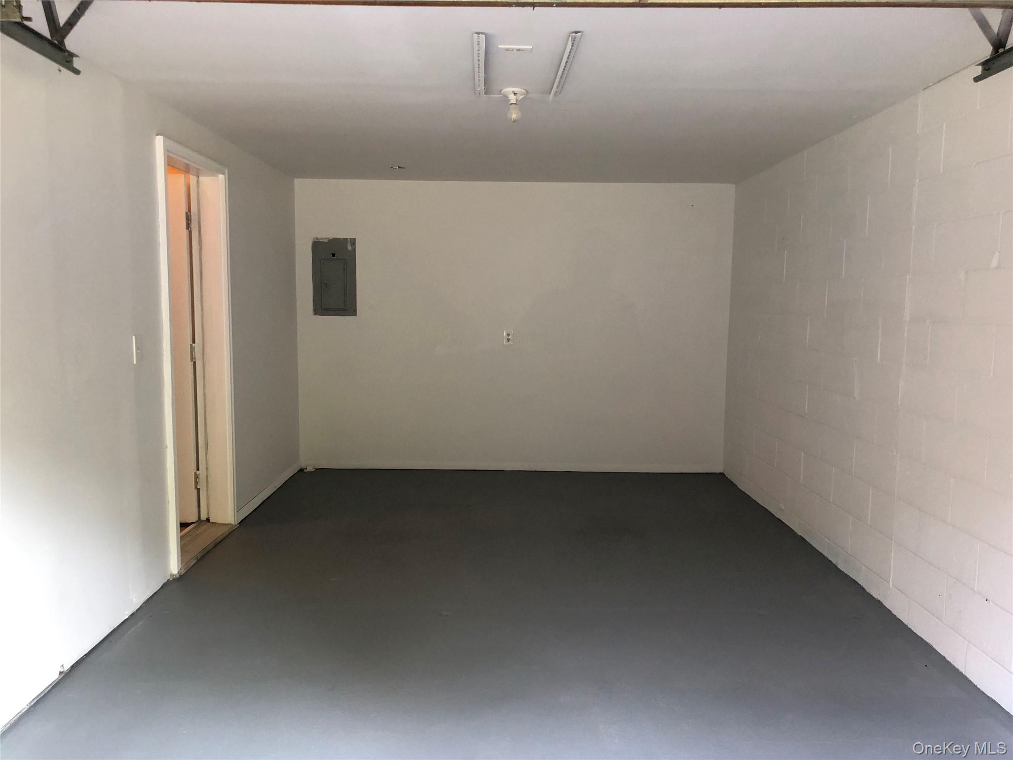 #16 photo, 13 Wake Robin, Call Listing Agent , NY 12020