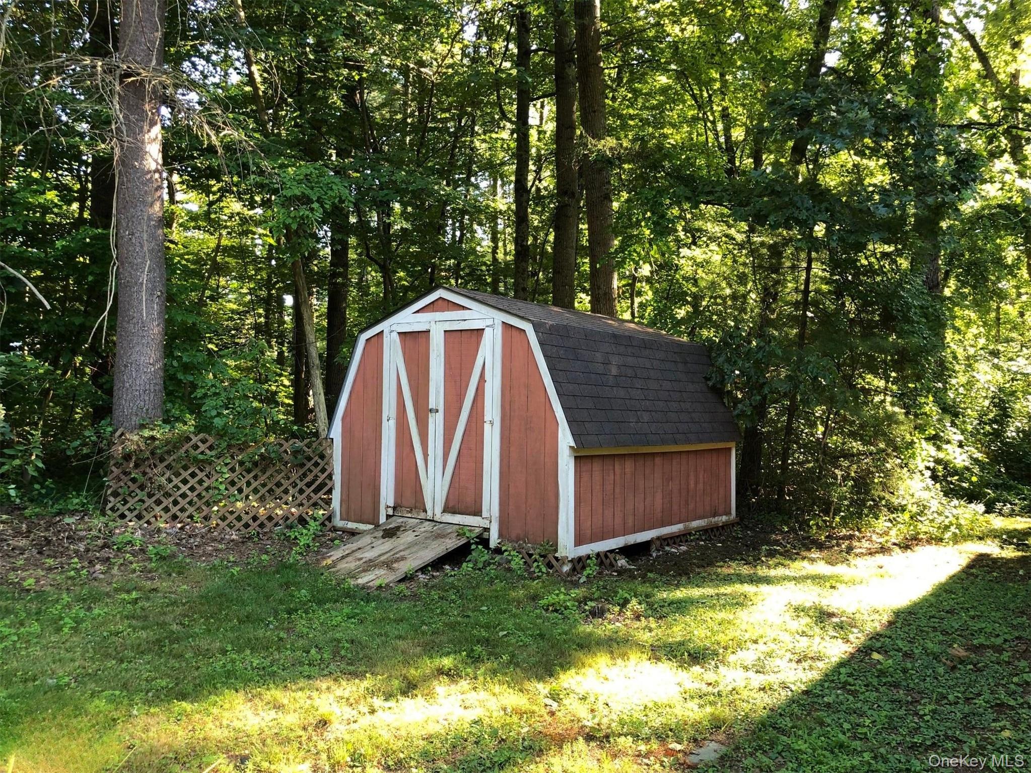 #17 photo, 13 Wake Robin, Call Listing Agent , NY 12020