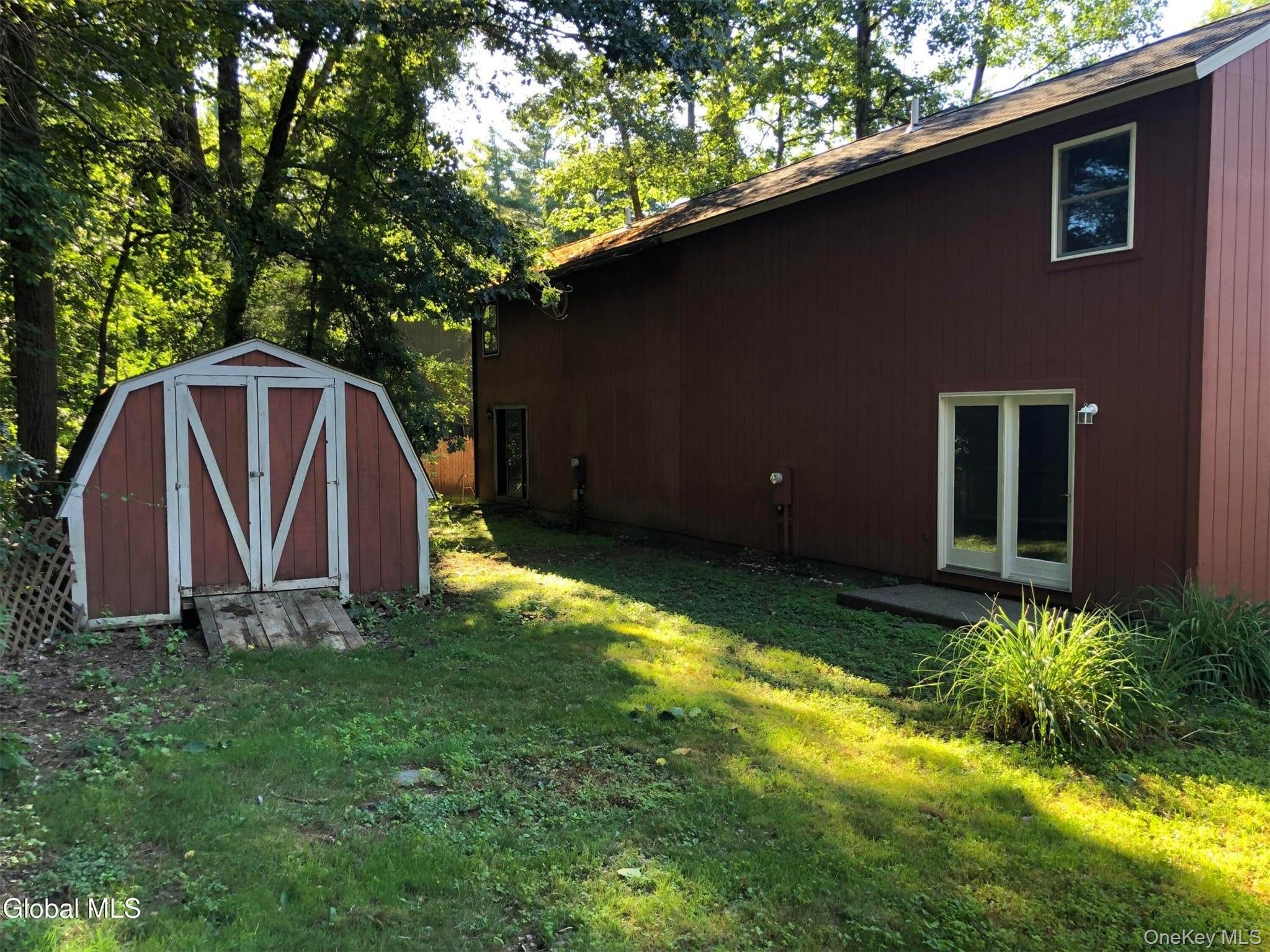 #19 photo, 13 Wake Robin, Call Listing Agent , NY 12020