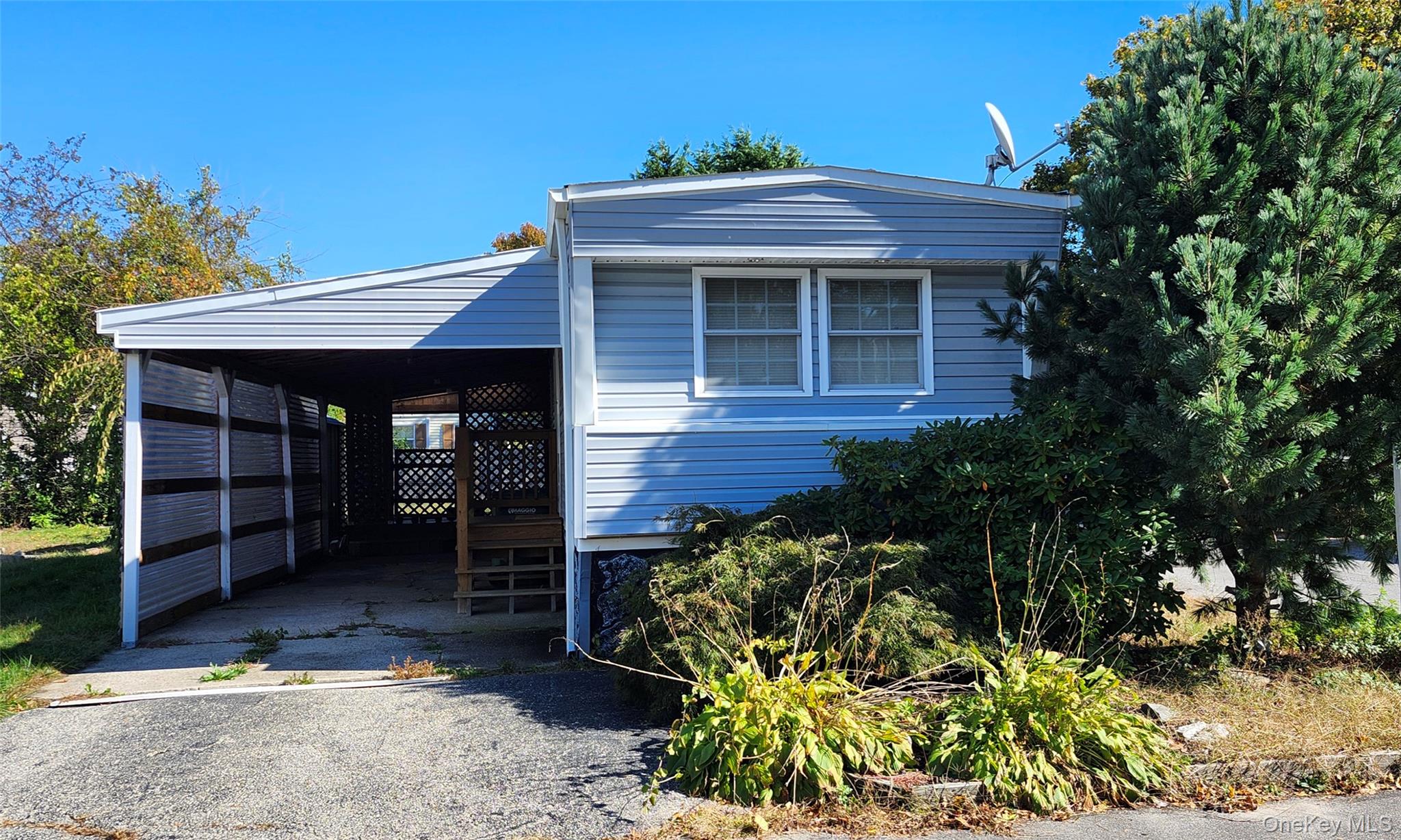 #1 photo, 75 Minuteman Drive, サフォーク郡 Bohemia , NY 11716