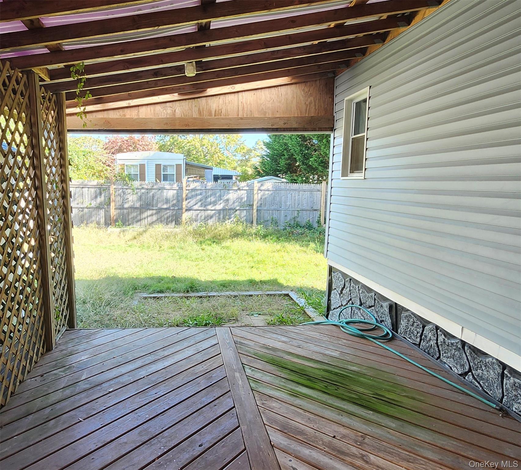 #12 photo, 75 Minuteman Drive, サフォーク郡 Bohemia , NY 11716