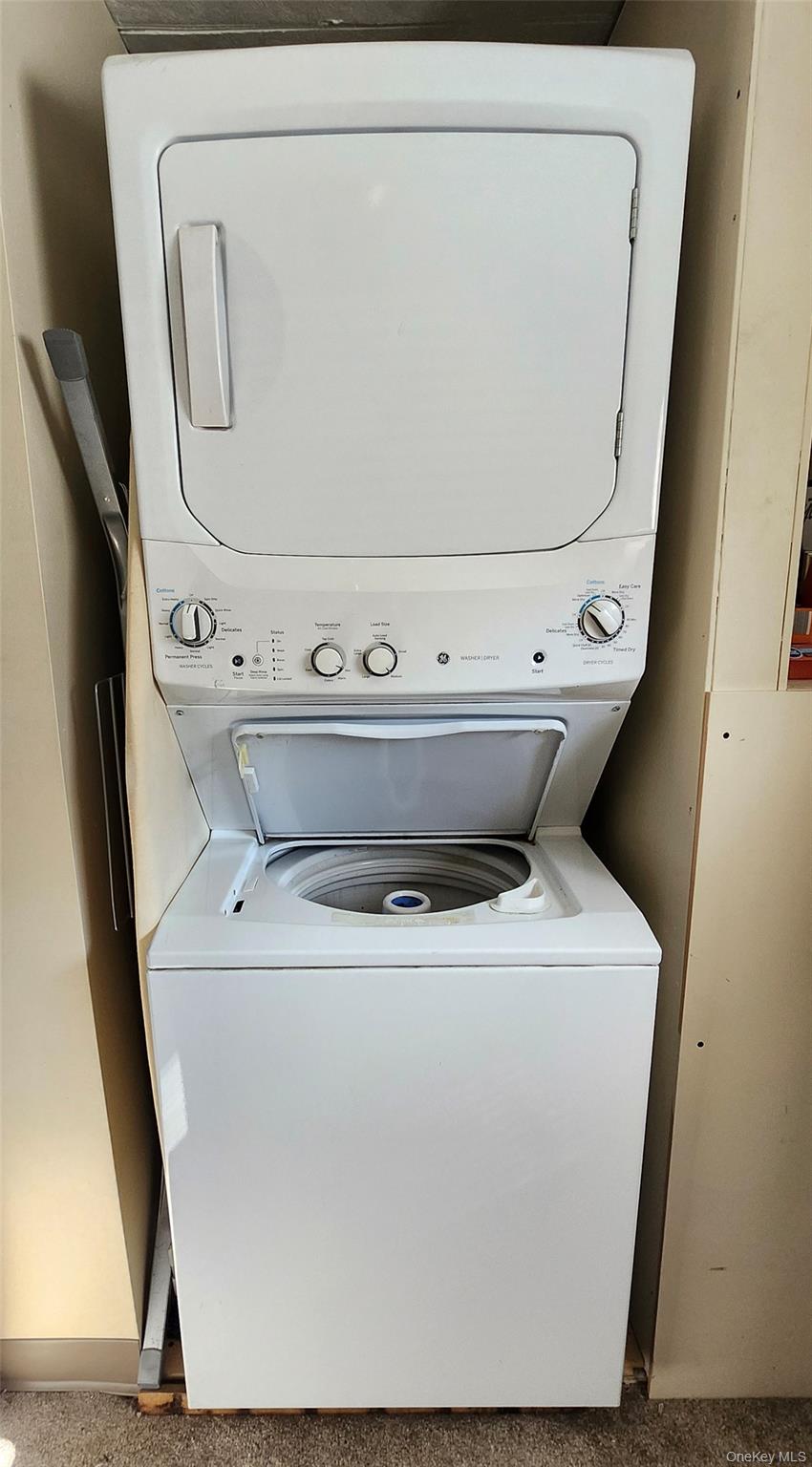 #6 photo, 75 Minuteman Drive, サフォーク郡 Bohemia , NY 11716