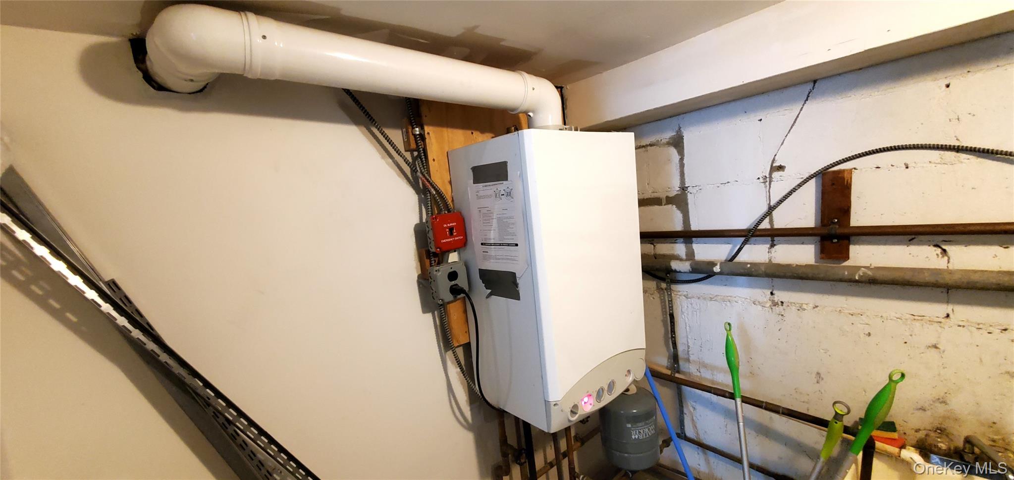 #15 photo, 318 Beach 42nd Street, Arverne , NY 11691