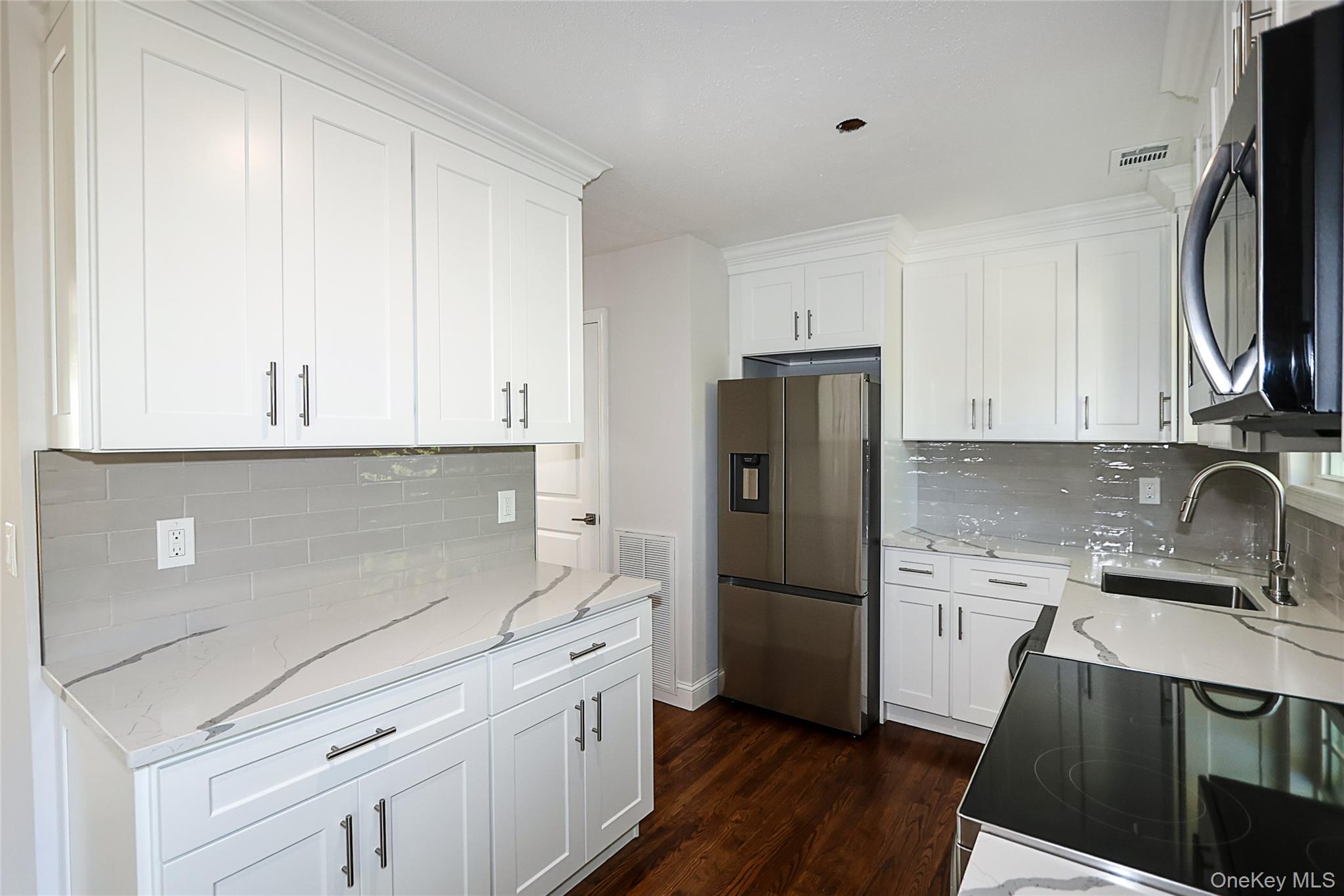 #12 photo, 10 Smith, サフォーク郡 Yaphank , NY 11980