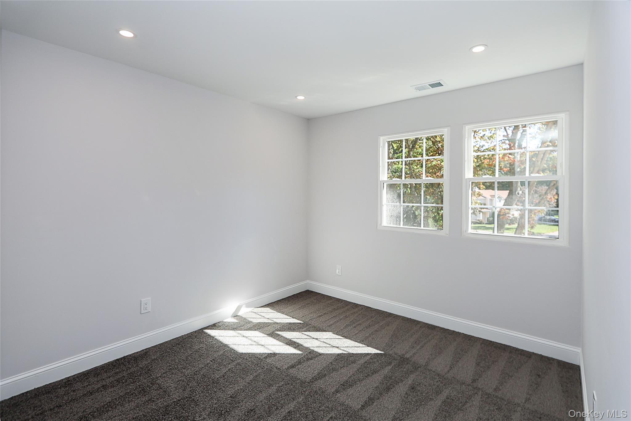 #19 photo, 10 Smith, サフォーク郡 Yaphank , NY 11980