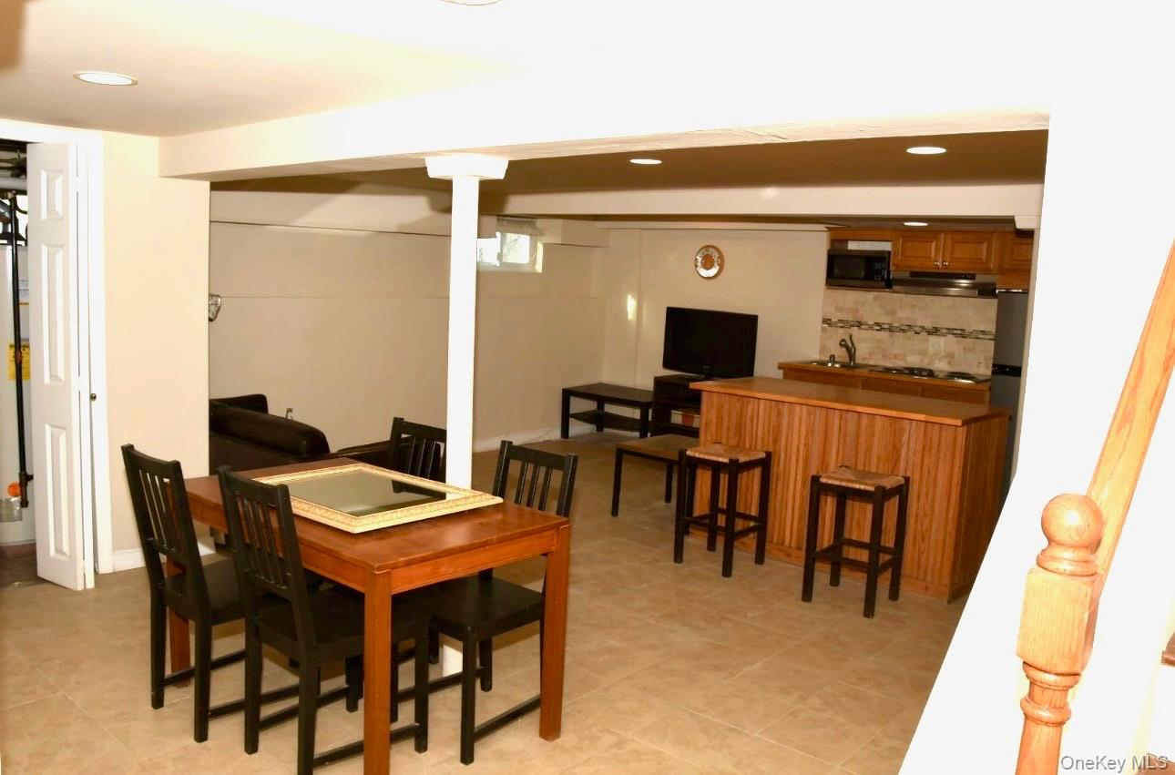 #20 photo, 43-56 168 Street, Flushing , NY 11358