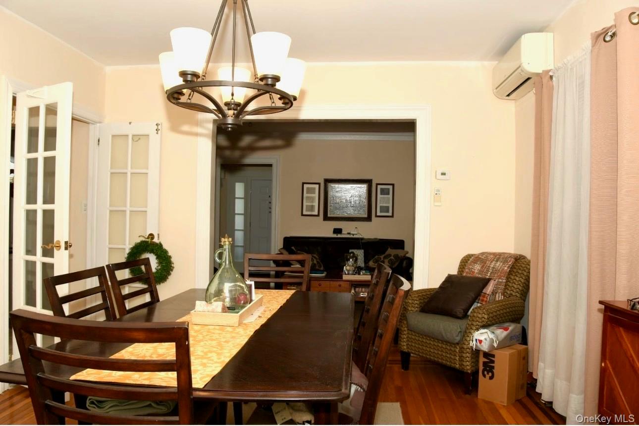 #5 photo, 43-56 168 Street, Flushing , NY 11358