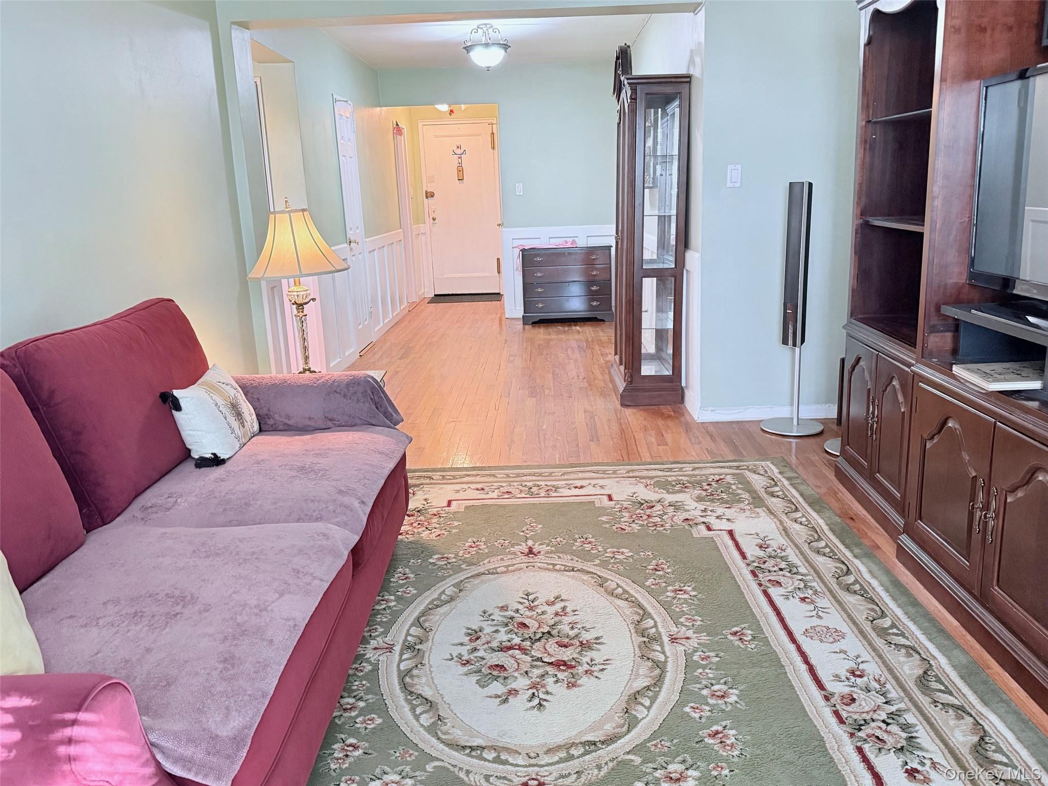 #6 photo, 83-30 98 Street, クイーンズ区 Woodhaven , NY 11421