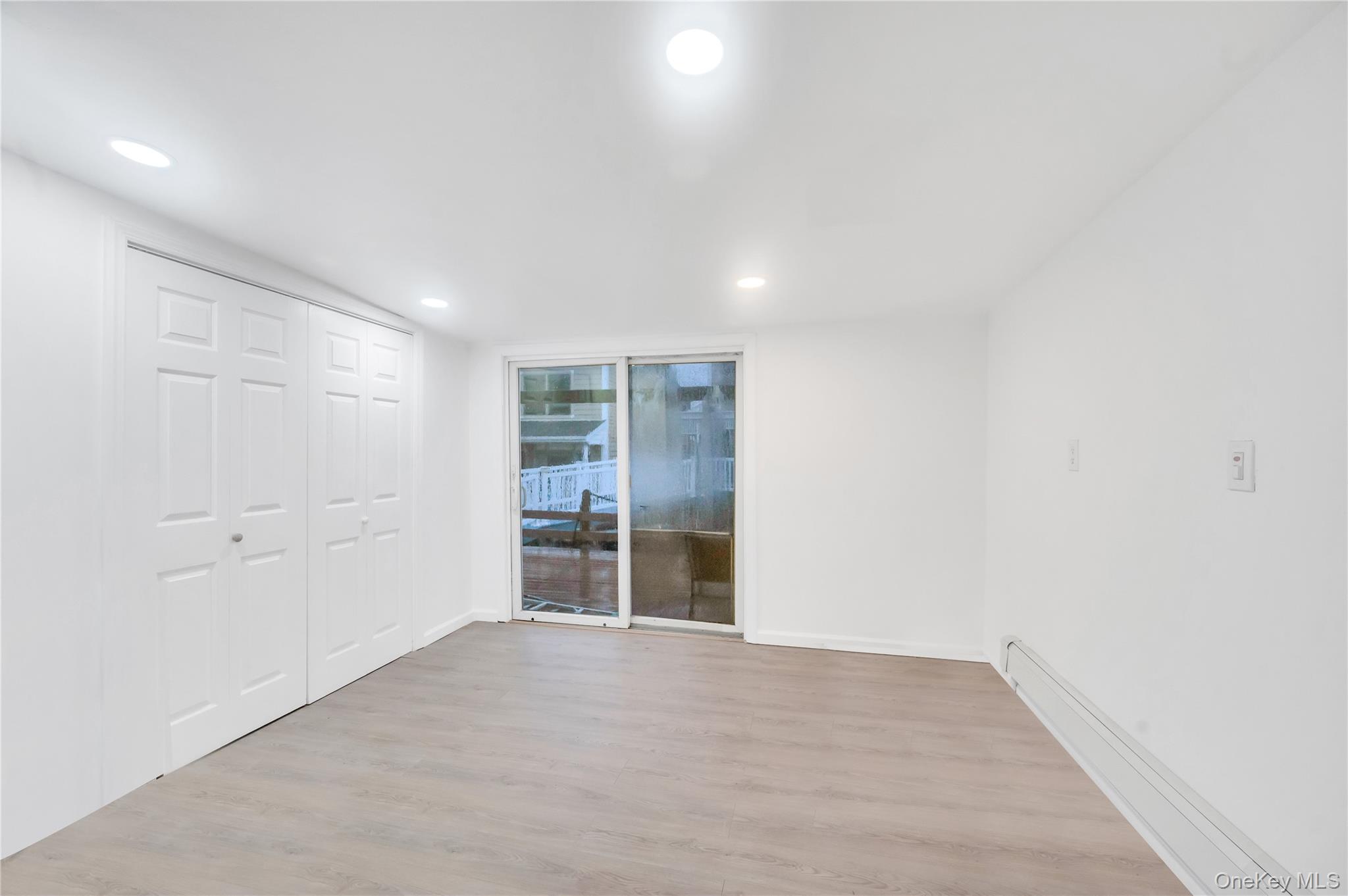 #5 photo, 21 Van Brunt Road, Broad Channel , NY 11693