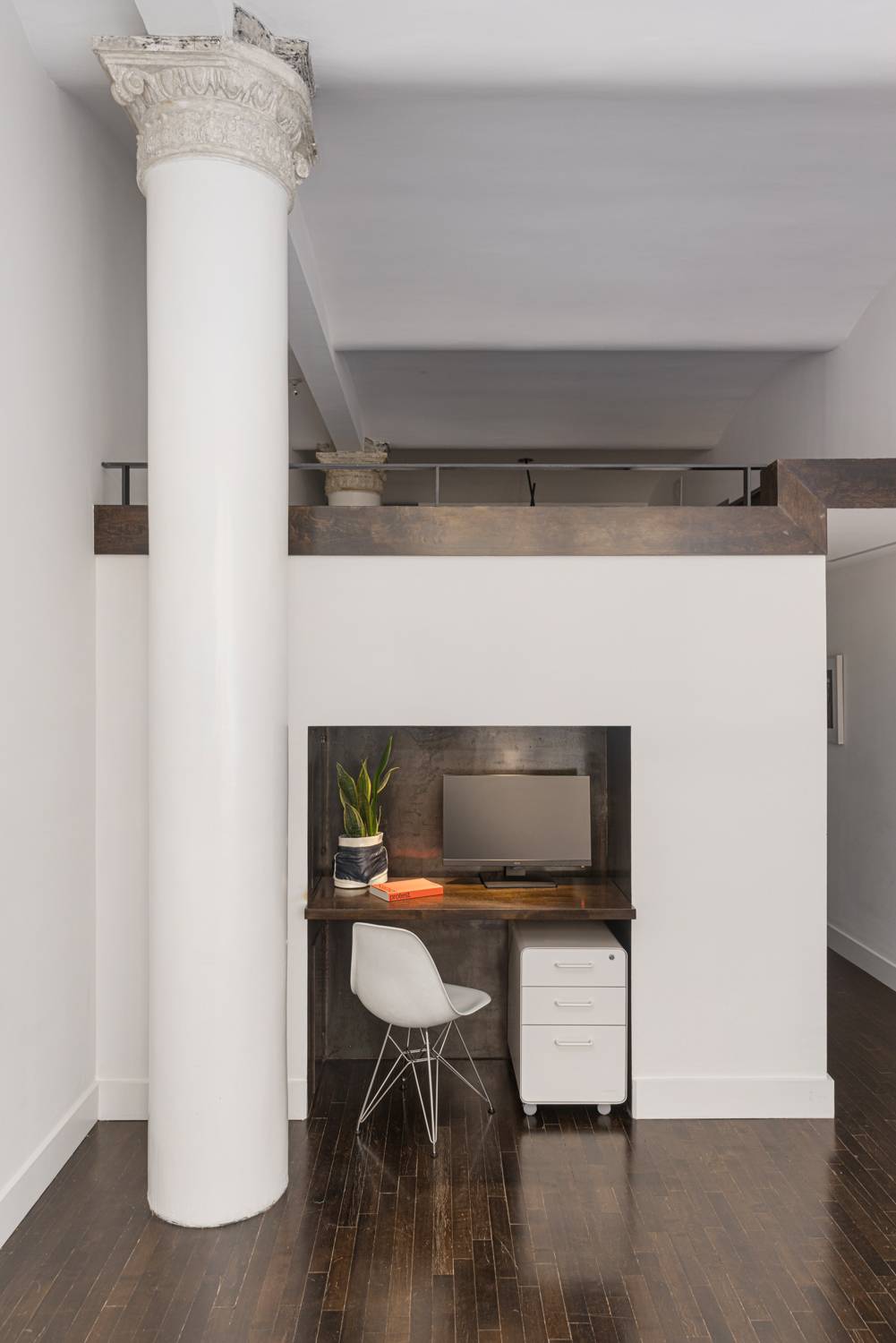 #3 photo, 39 E 12th Street, Greenwich Village , NY 10003