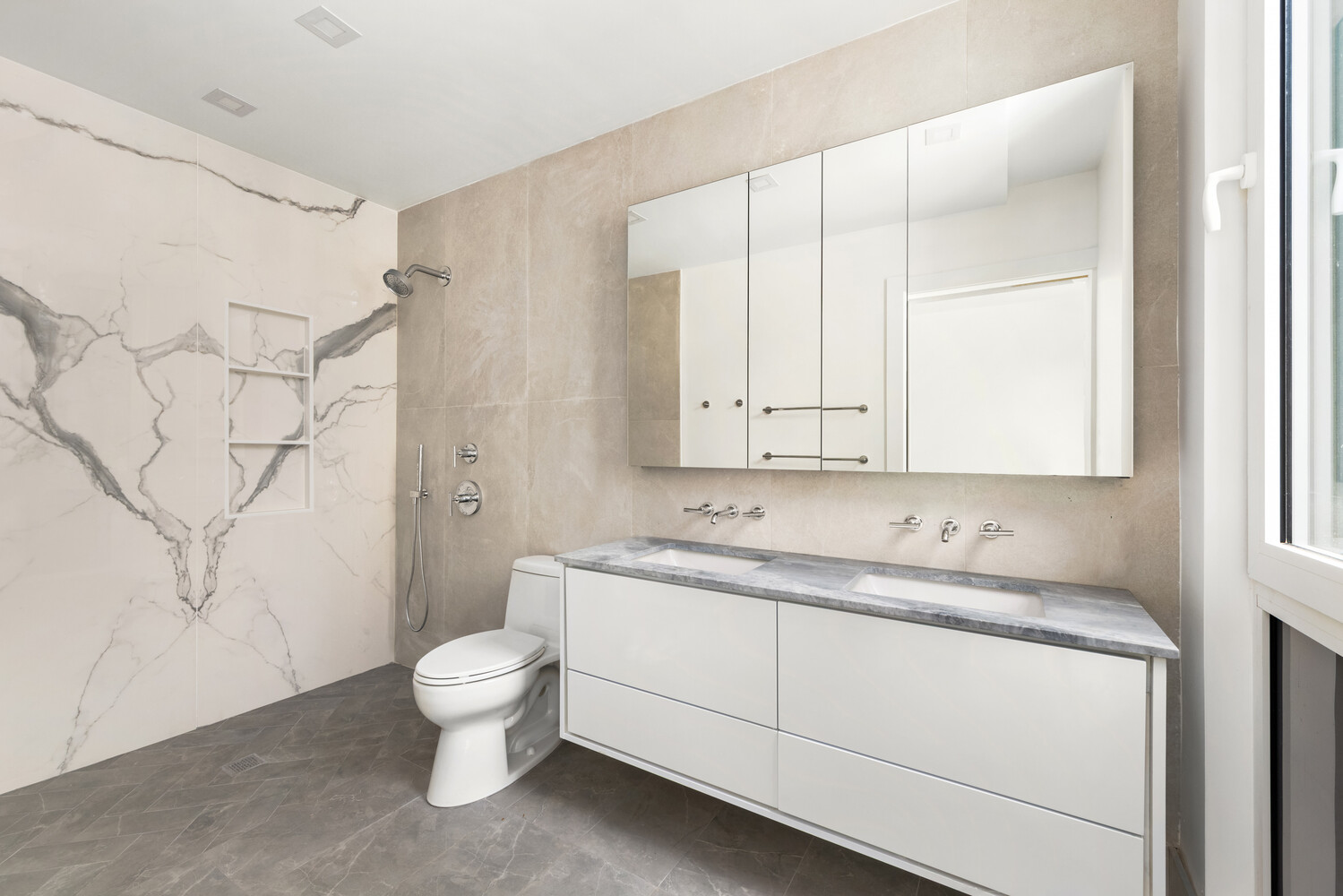 #8 photo, 684 DEAN Street, Prospect Heights , NY 11238