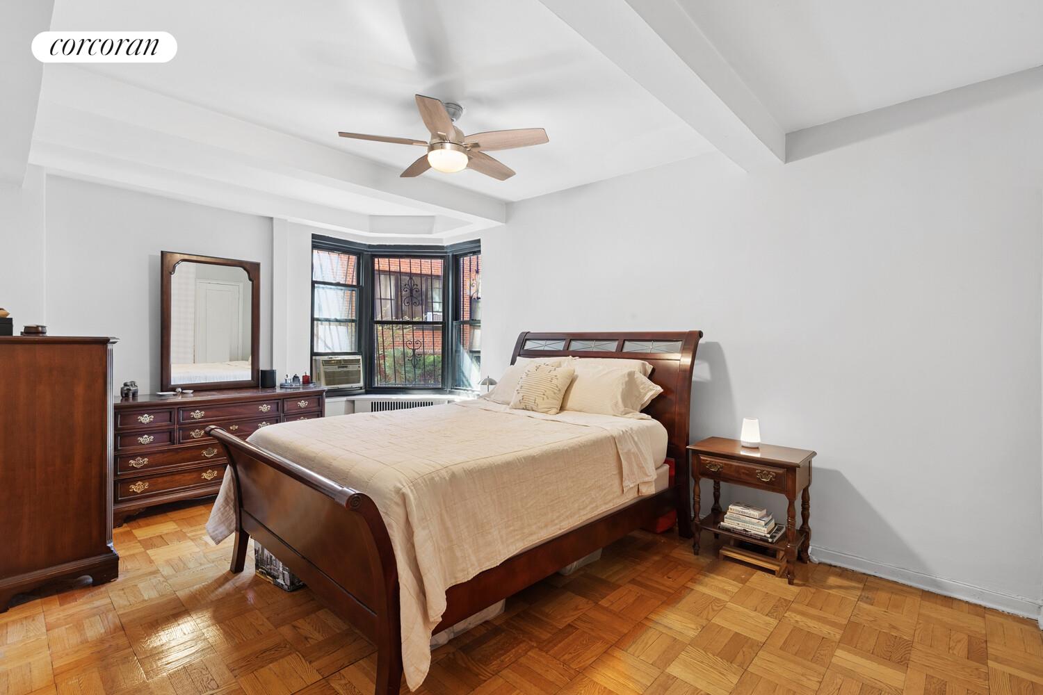 #4 photo, New York City, マンハッタン Inwood , NY 10034