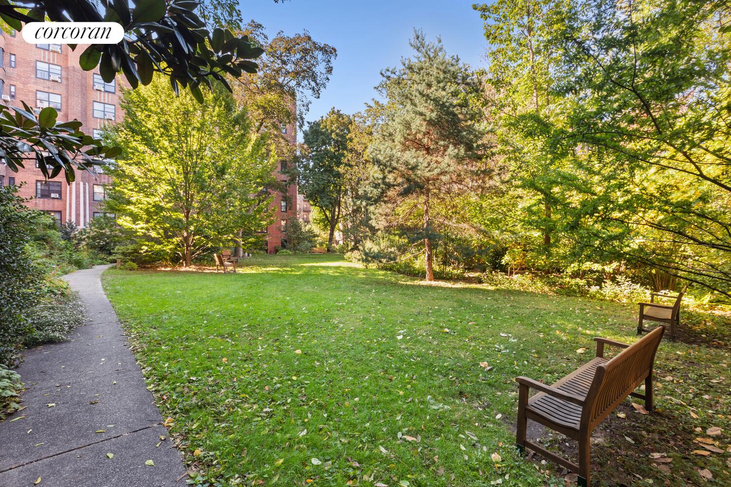 #7 photo, New York City, マンハッタン Inwood , NY 10034