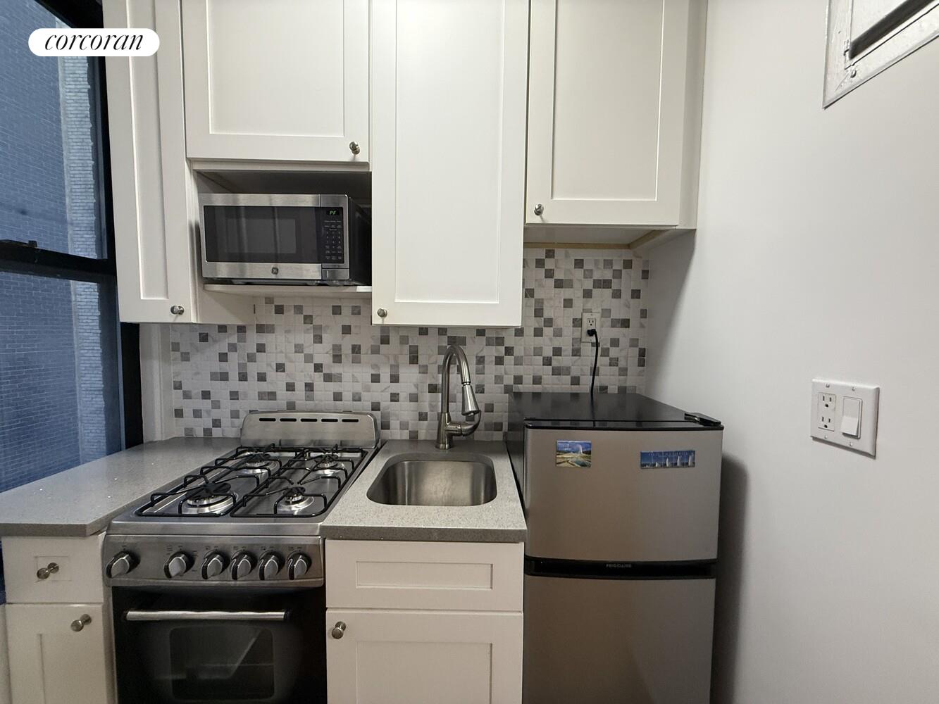 #2 photo, New York City, マンハッタン Turtle Bay , NY 10022