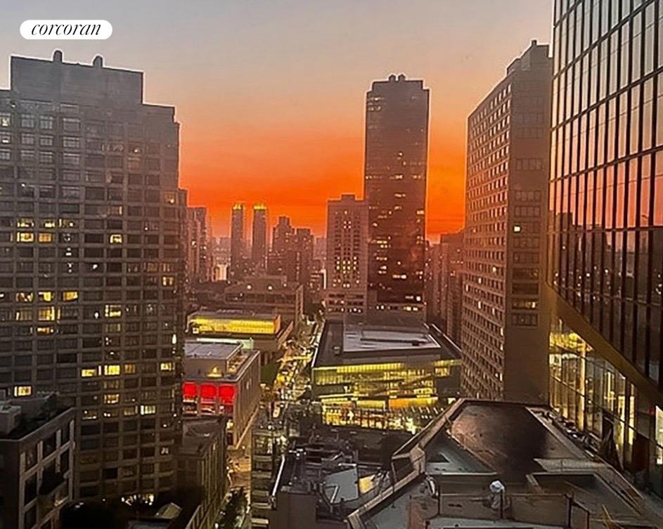 #10 photo, 10 W 66TH Street, マンハッタン Lincoln Square , NY 10023