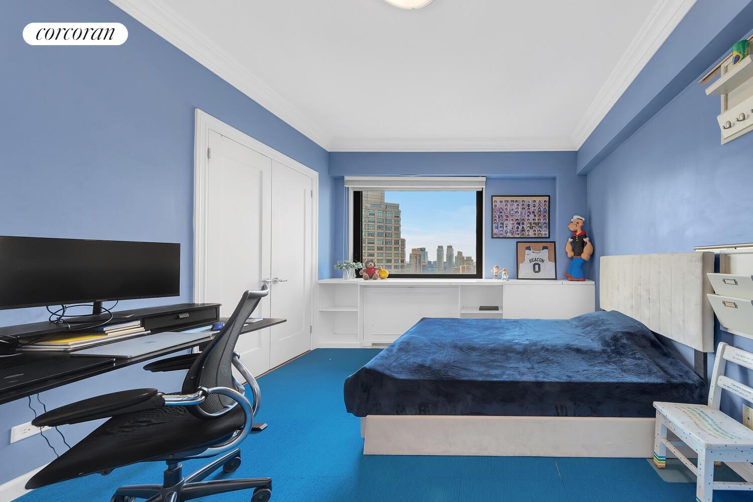 #13 photo, 10 W 66TH Street, マンハッタン Lincoln Square , NY 10023