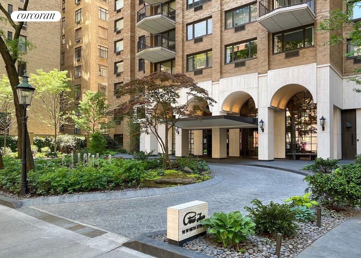 #14 photo, 10 W 66TH Street, マンハッタン Lincoln Square , NY 10023