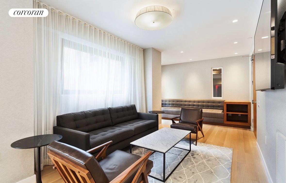 #20 photo, 10 W 66TH Street, マンハッタン Lincoln Square , NY 10023