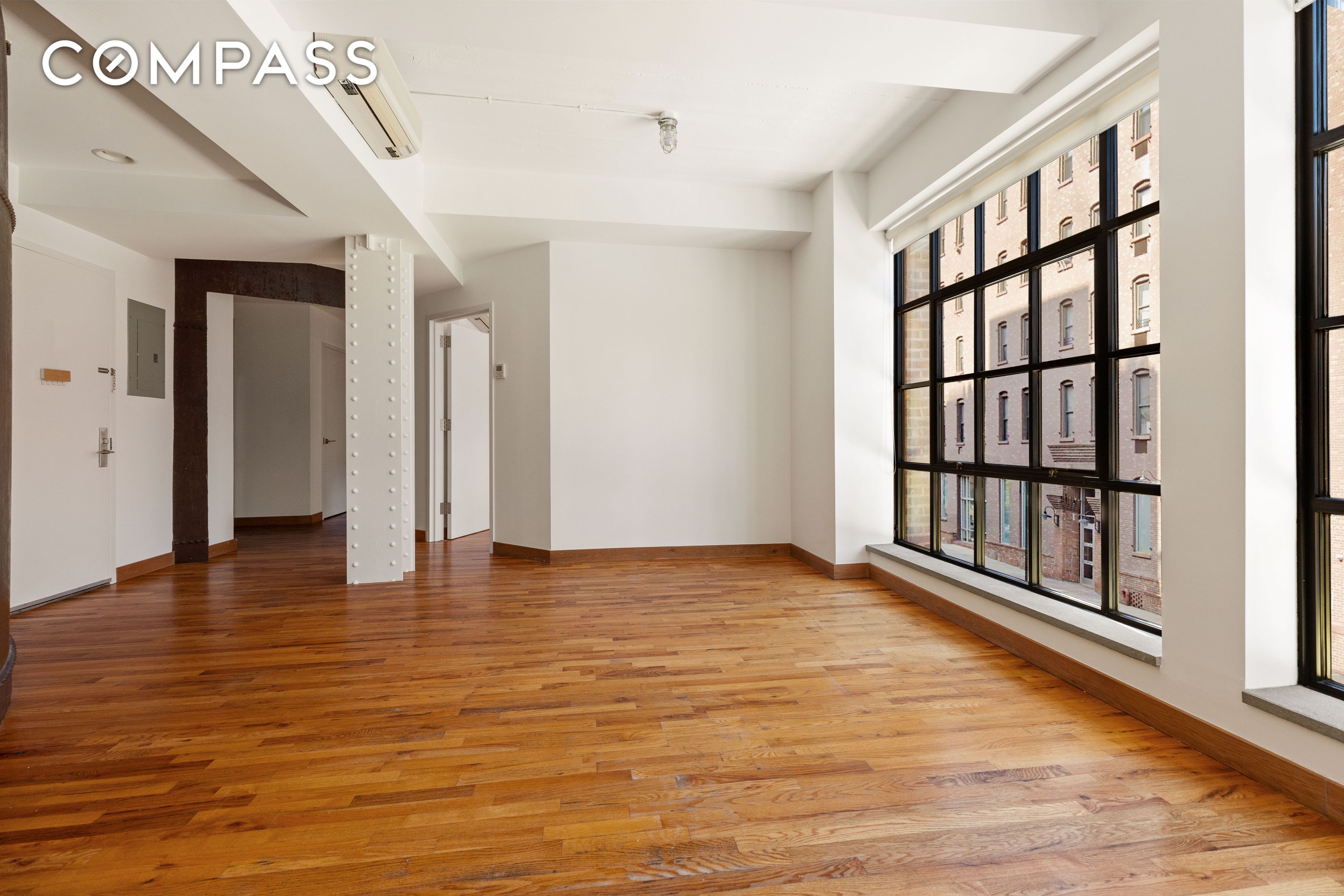 #3 photo, Brooklyn, DUMBO , NY 11201