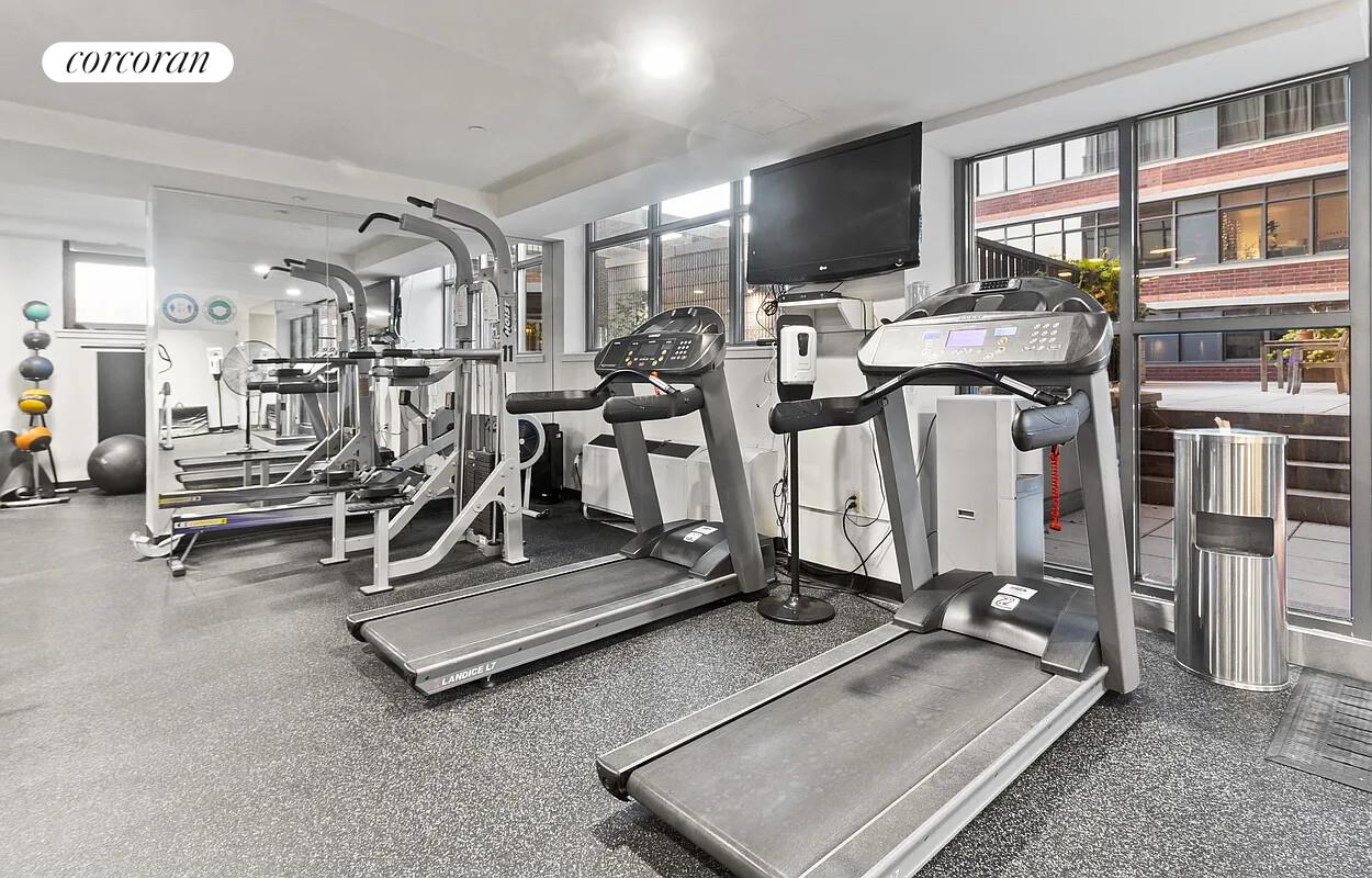 #11 photo, 1485 5TH Avenue, マンハッタン South Harlem , NY 10035