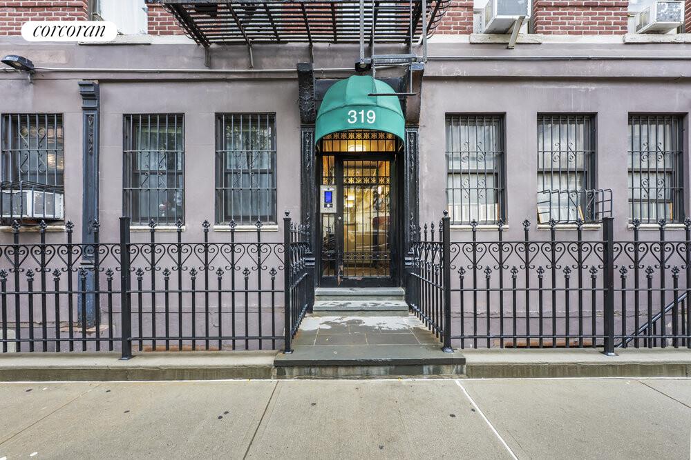 #15 photo, 319 E 105TH Street, East Harlem , NY 10029