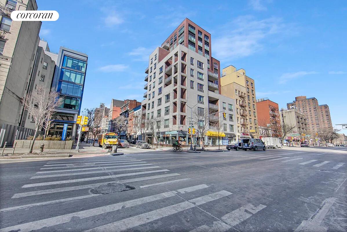 #17 photo, 353 E 104TH Street, マンハッタン East Harlem , NY 10029